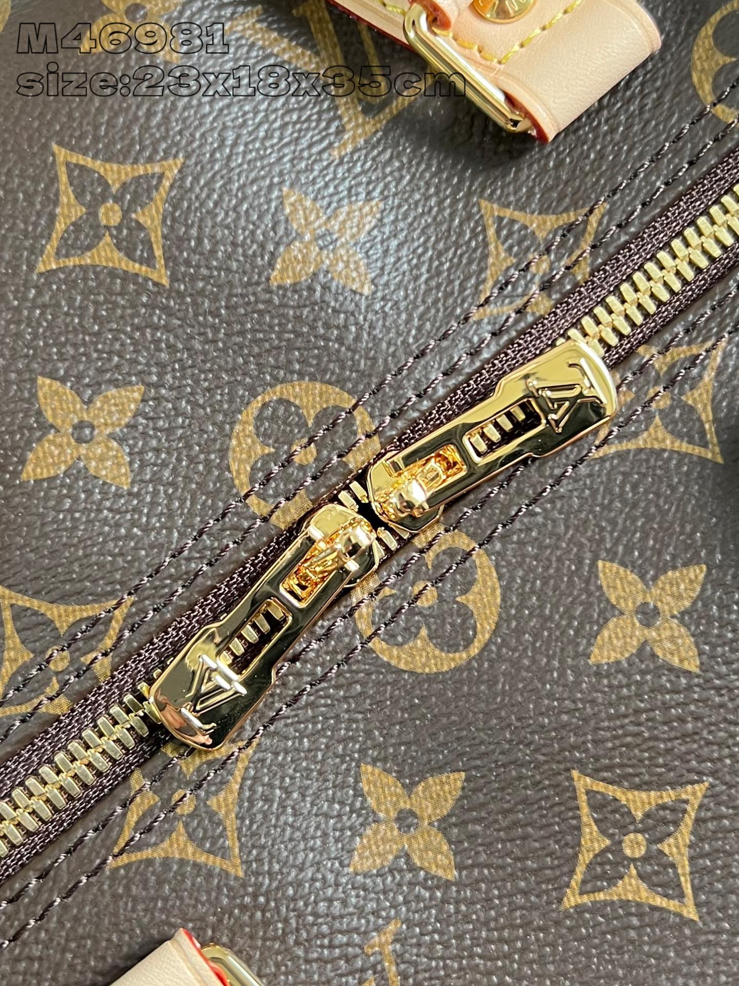 Louis Vuitton Basic Bag Canvas M-l-s