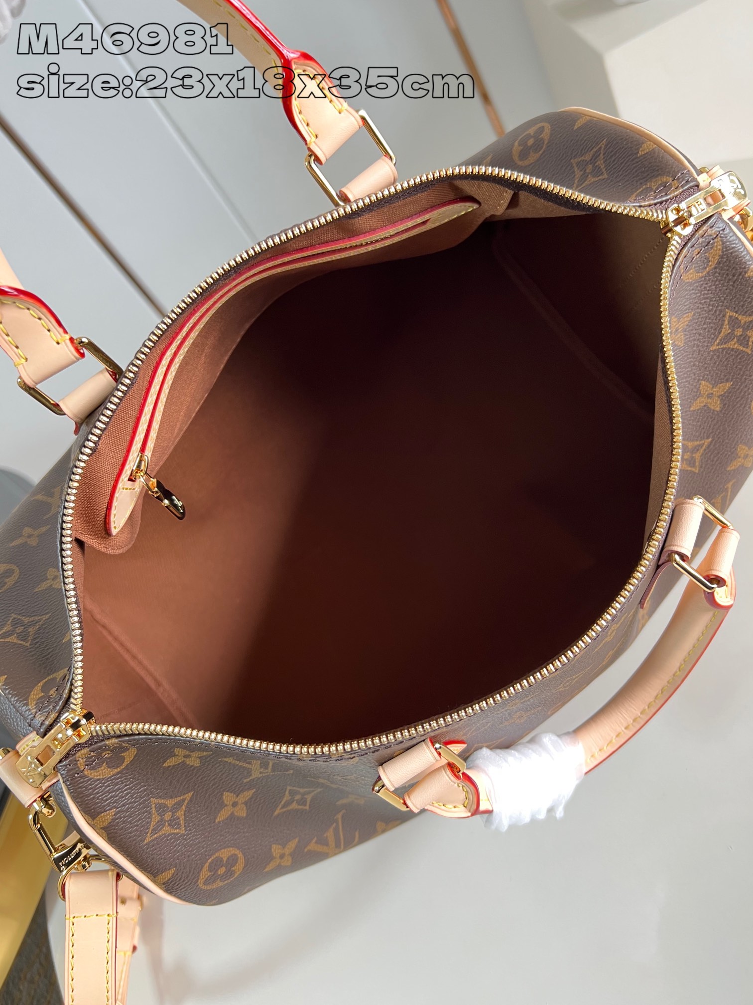 Louis Vuitton Basic Bag Canvas M-l-s