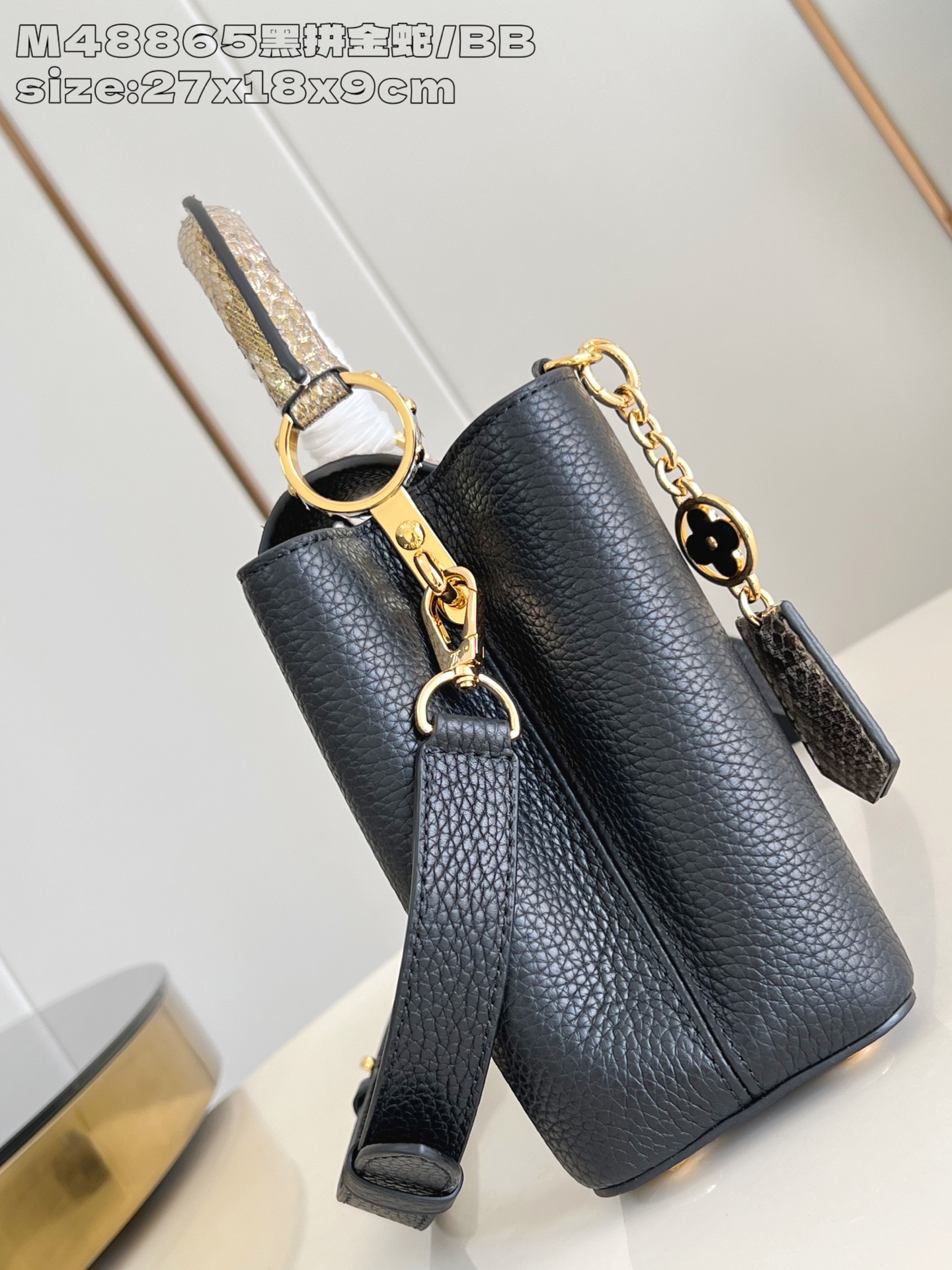 Louis Vuitton Basic Bag Cow Leather M-l-s