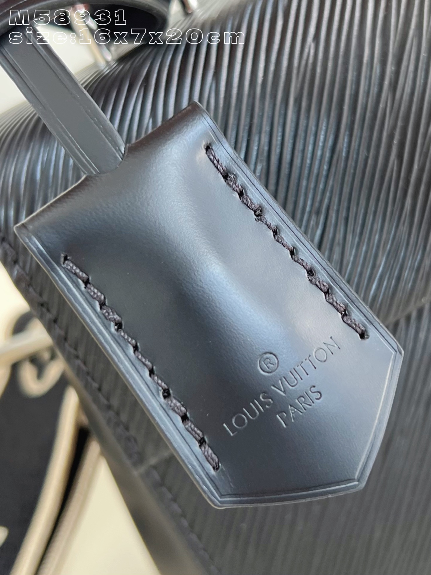 Louis Vuitton Basic Bag M-l