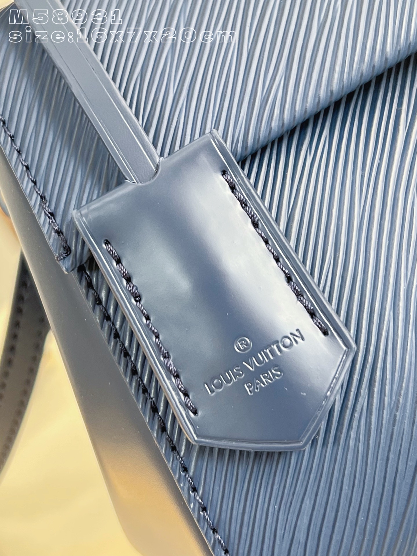 Louis Vuitton Basic Bag M-l