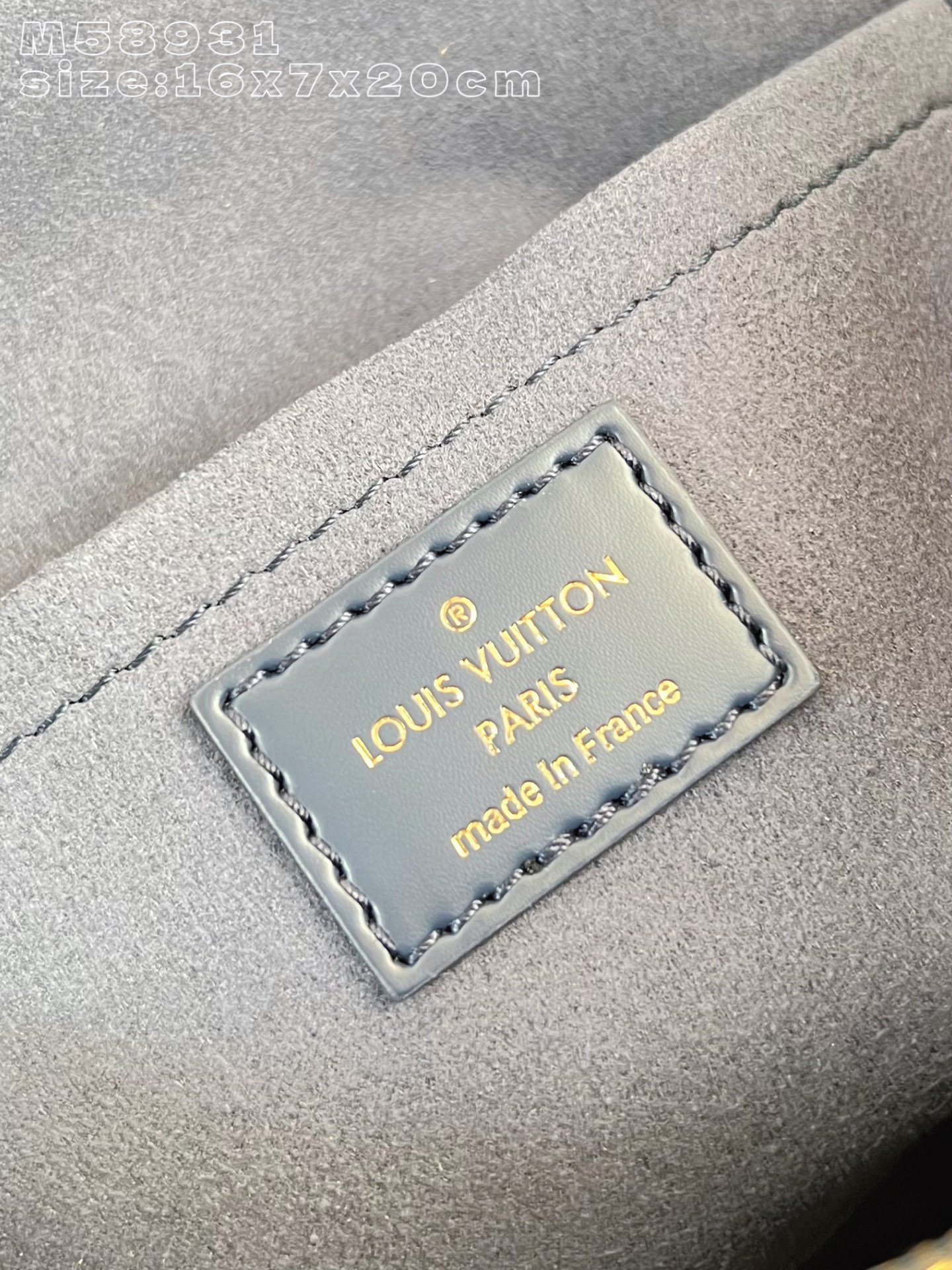 Louis Vuitton Basic Bag M-l