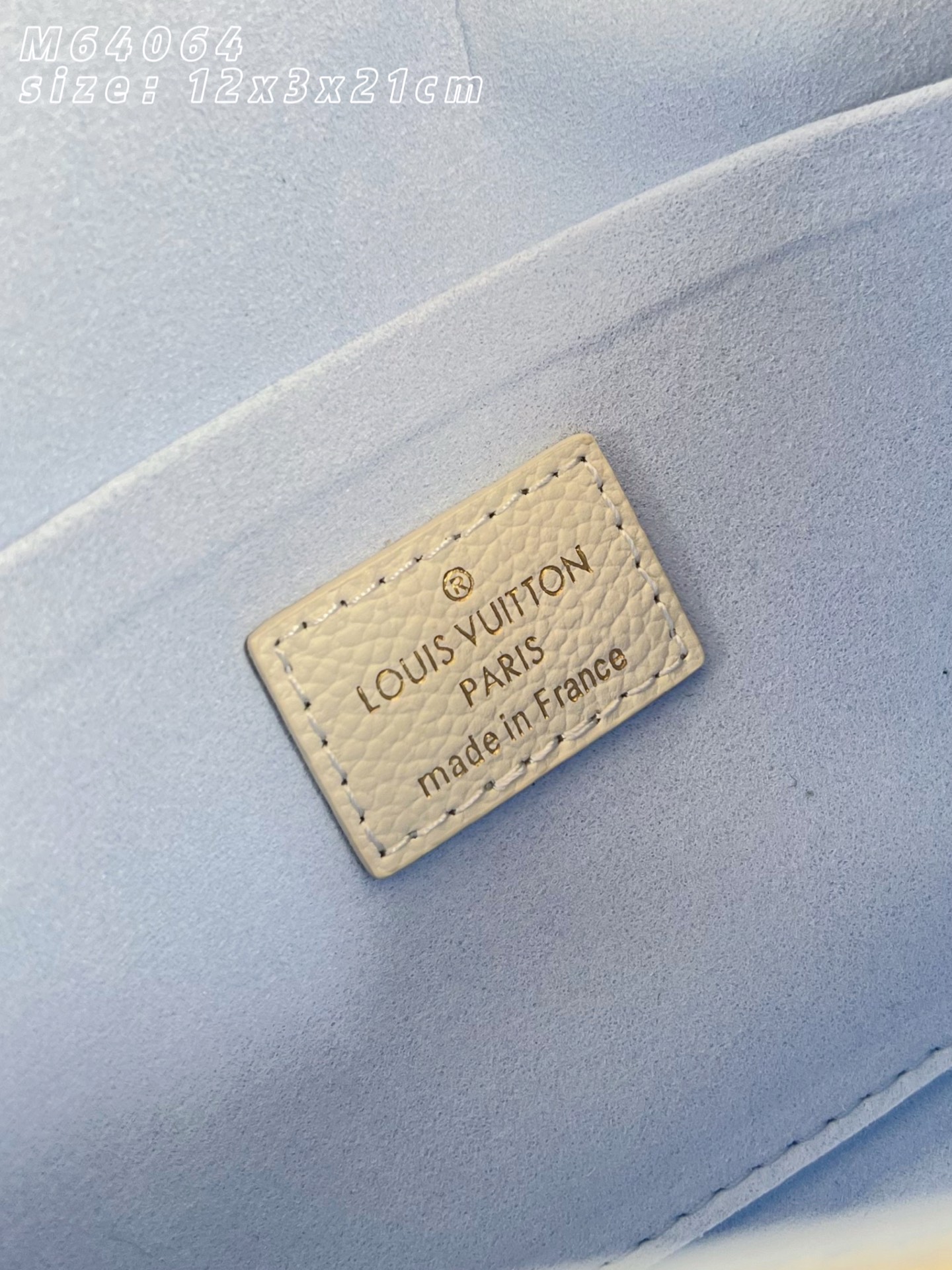 Louis Vuitton Basic Bag M-l-s