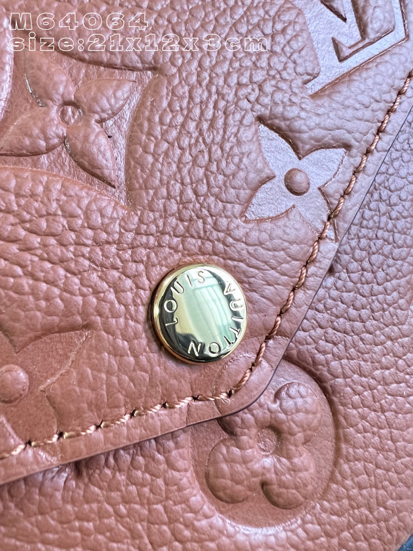 Louis Vuitton Basic Bag M-l