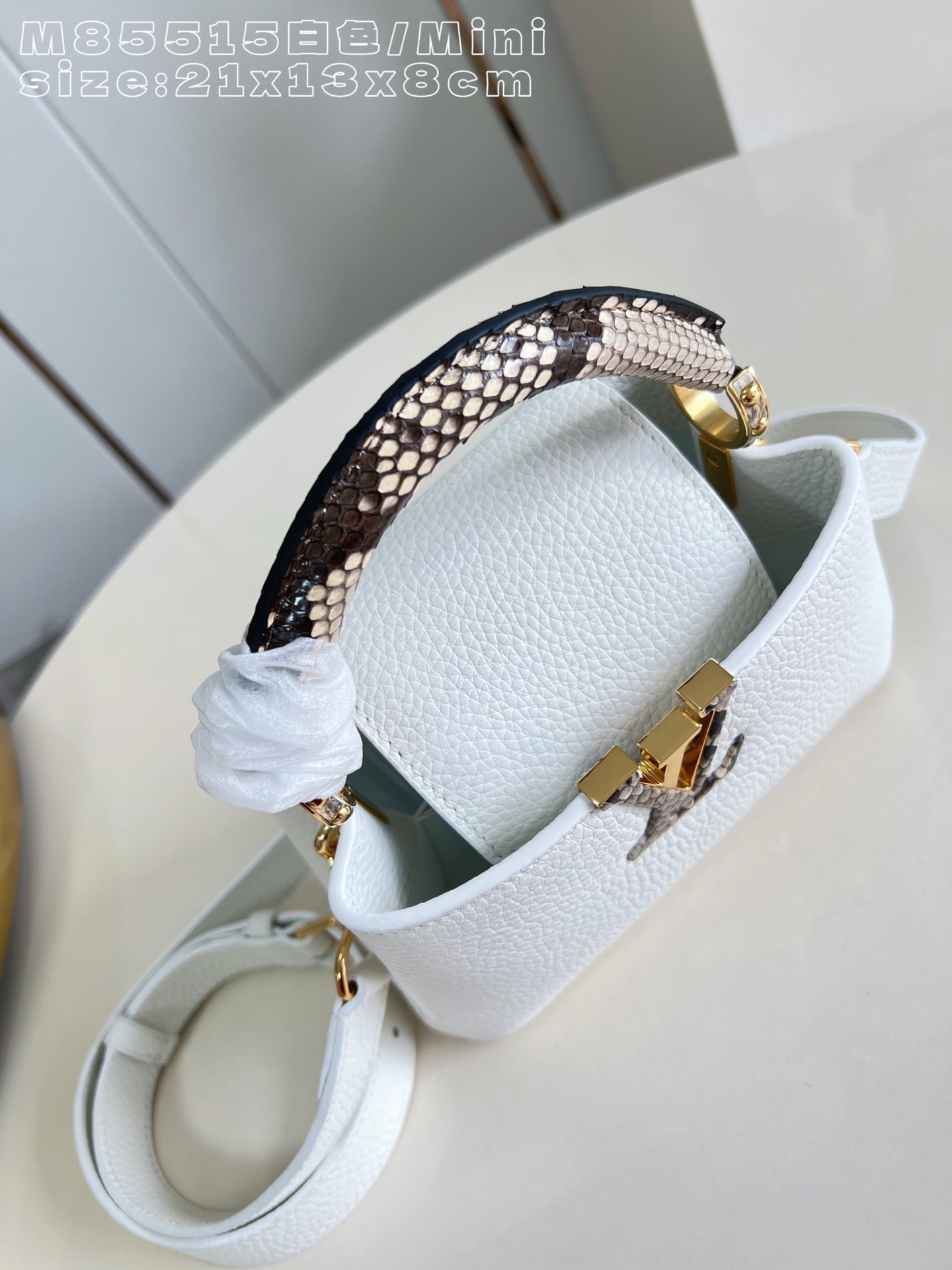 Louis Vuitton Basic Bag Cow Leather White M-l-s