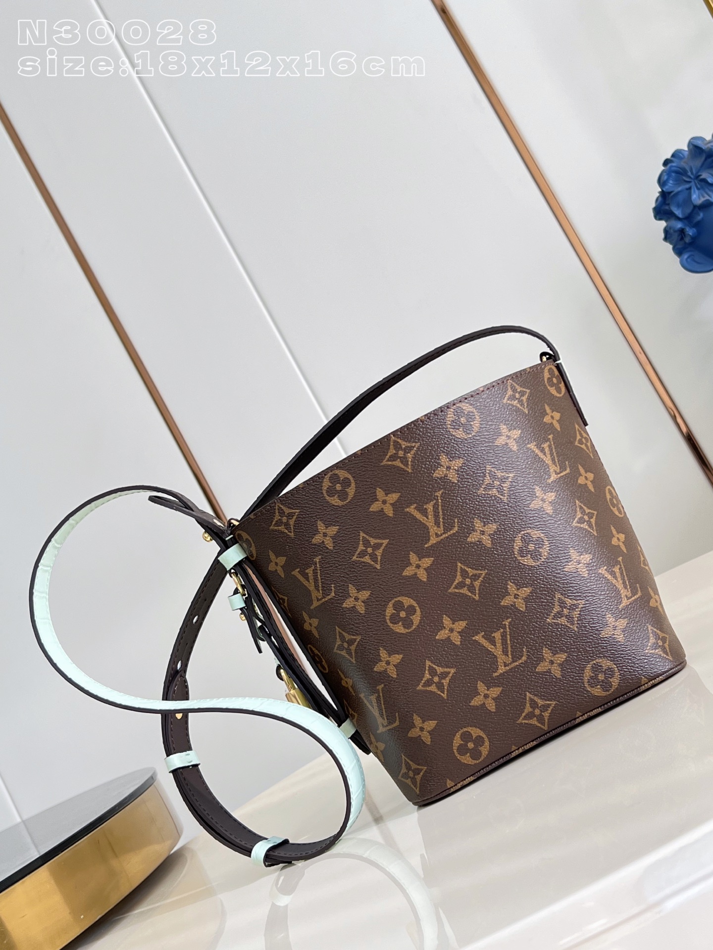 Louis Vuitton Basic Bag Canvas Foldable M-l