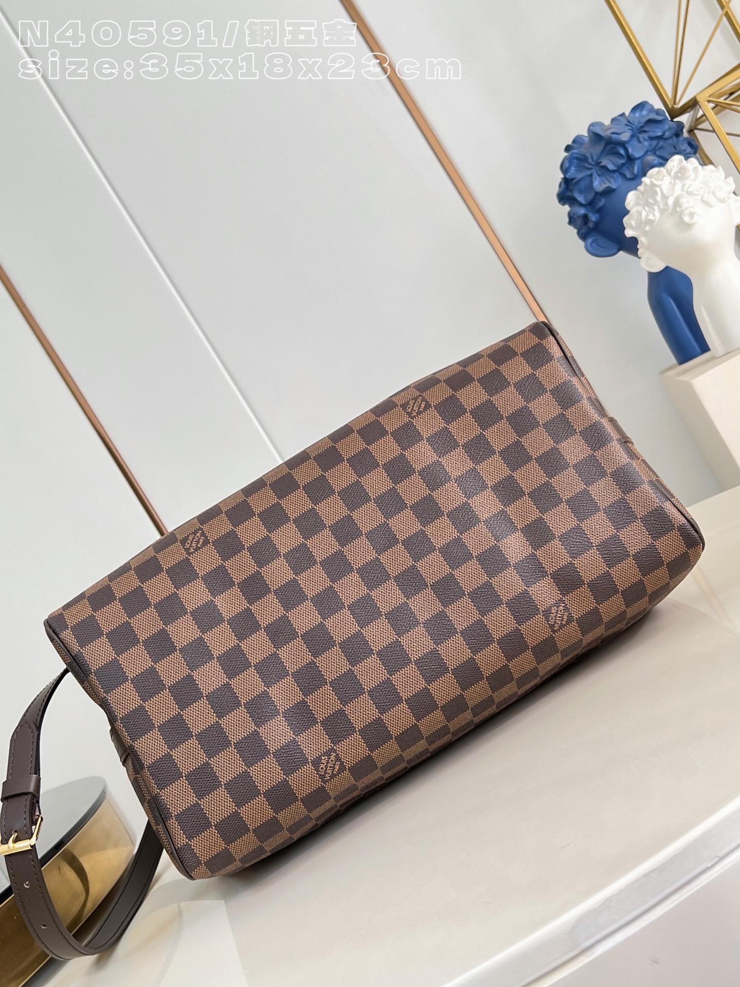 Louis Vuitton Basic Bag Canvas M-l-s