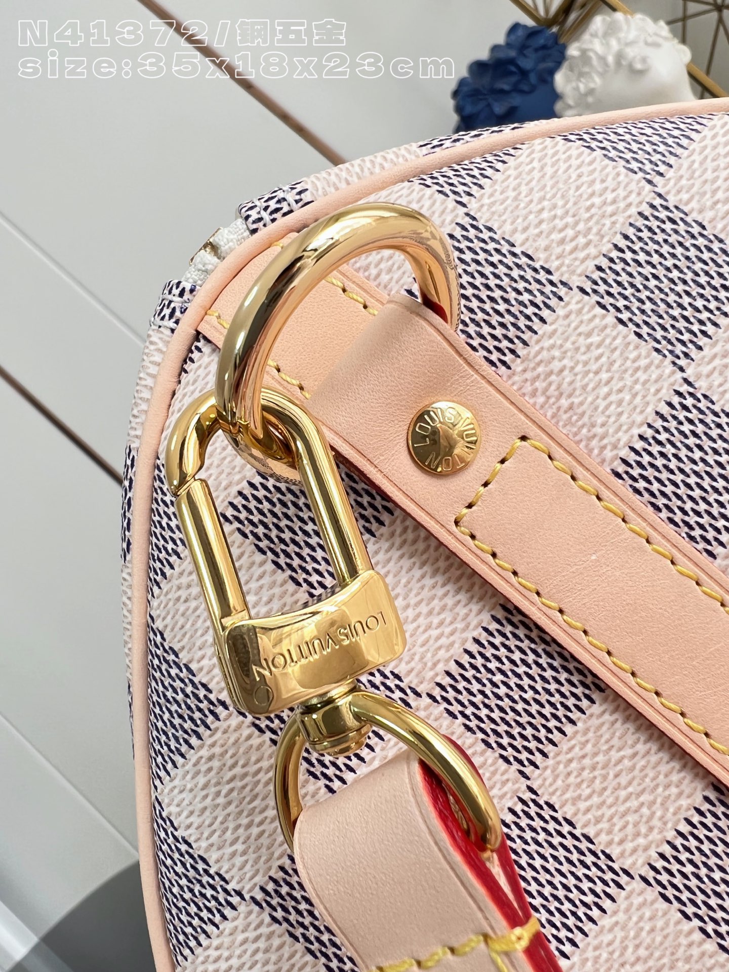 Louis Vuitton Basic Bag Canvas M-l-s