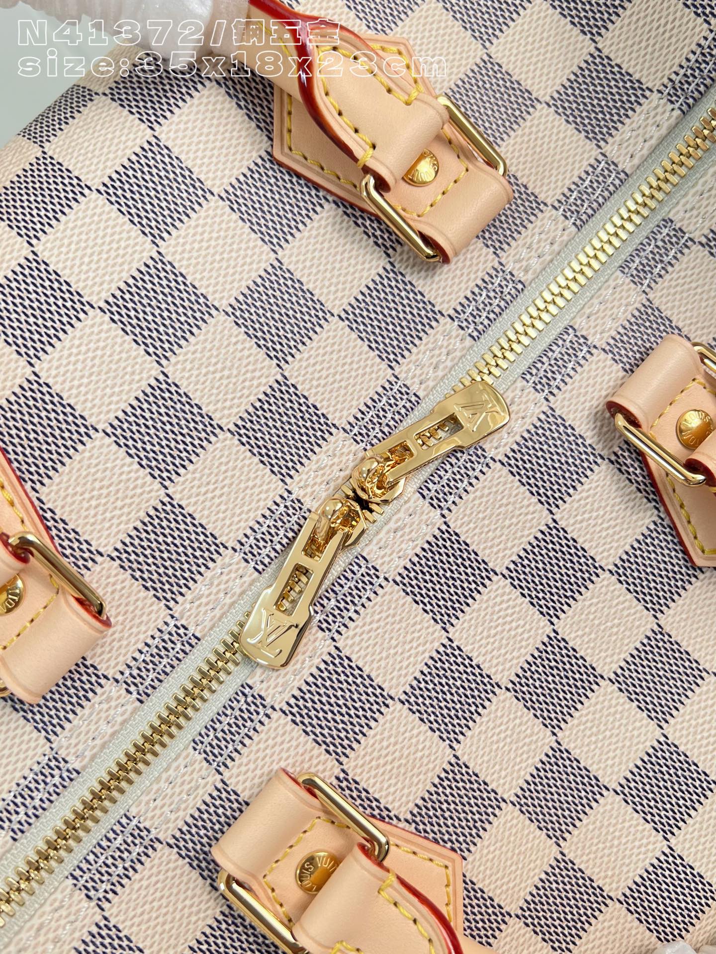 Louis Vuitton Basic Bag Canvas M-l-s