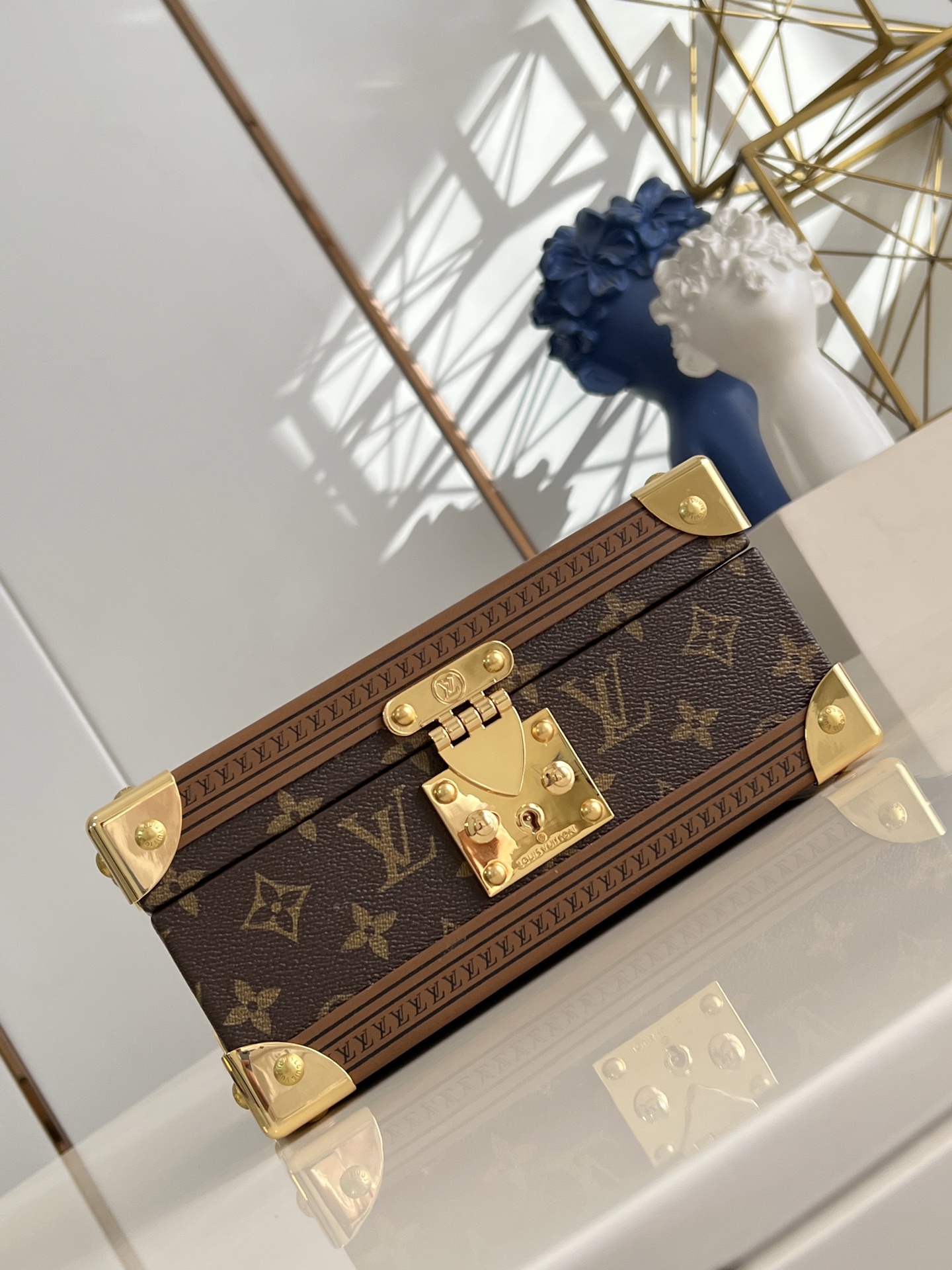 Louis Vuitton Basic Bag Canvas M-s