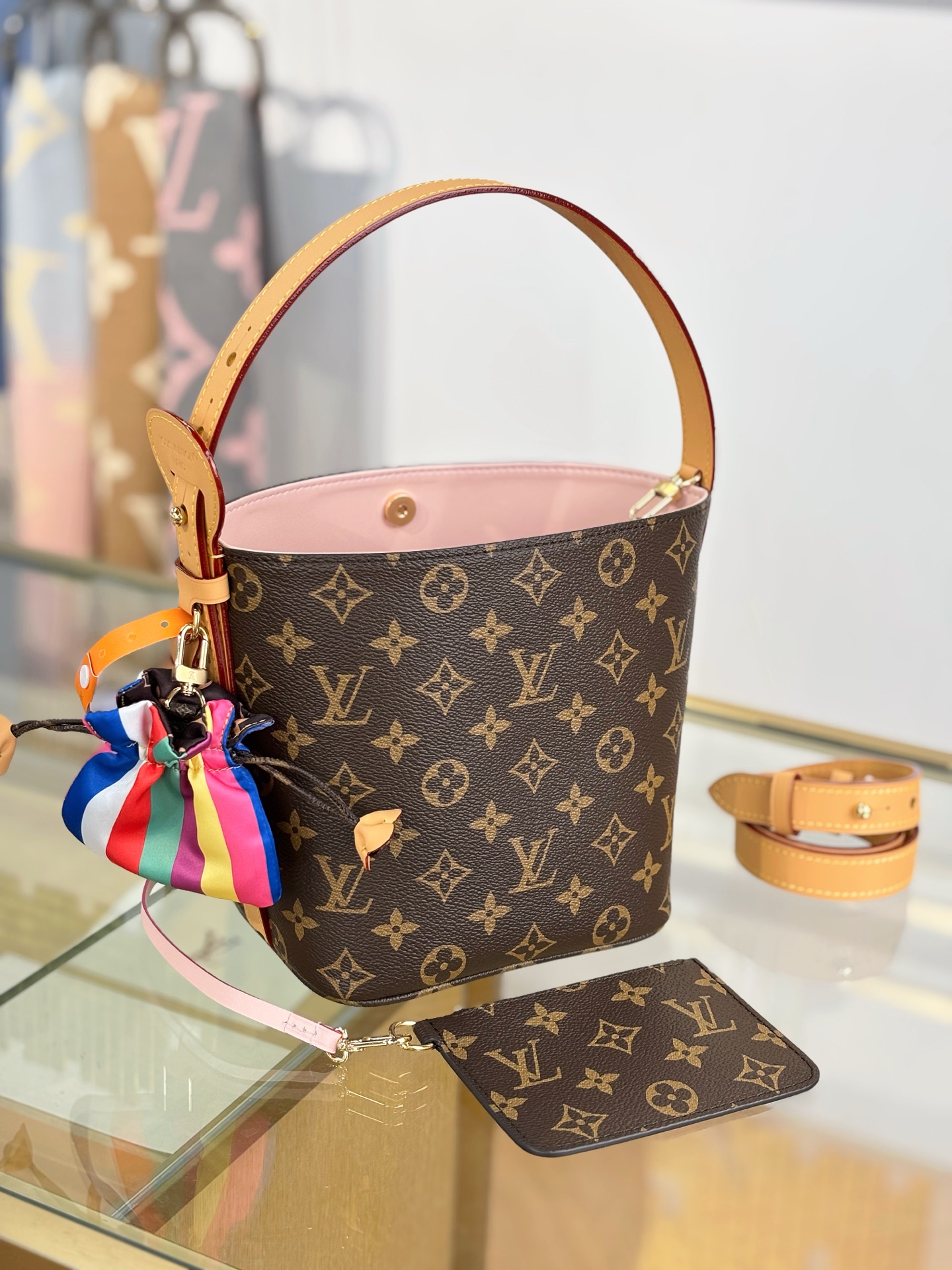 Louis Vuitton Basic Bag 12cm-m-l