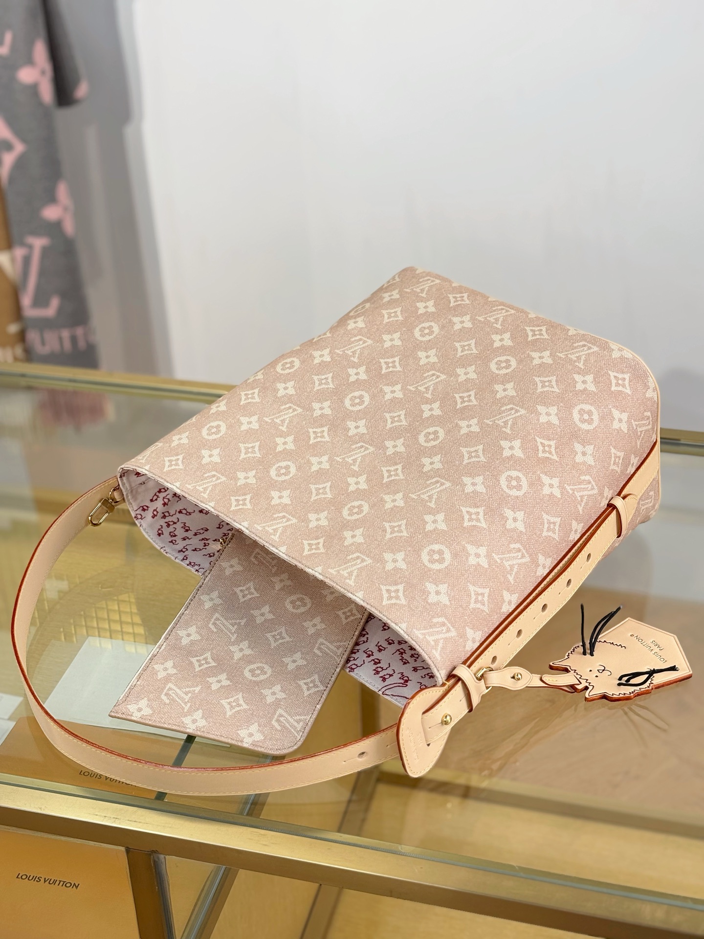 Louis Vuitton Basic Bag 18cm-m-l