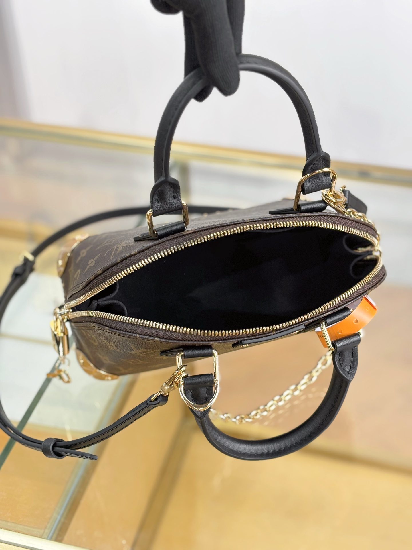 Louis Vuitton Basic Bag 11cm-m-l