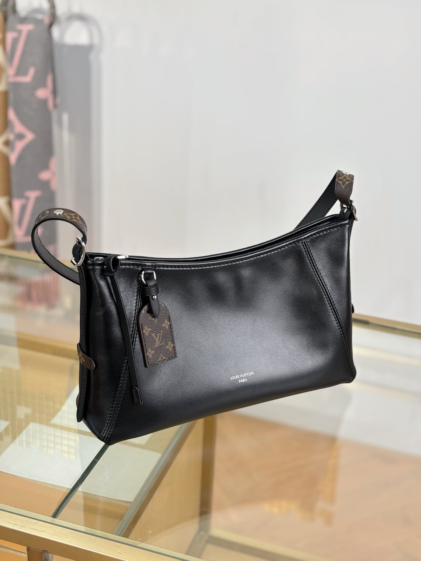 Louis Vuitton Basic Bag Black 10cm-m-l-s