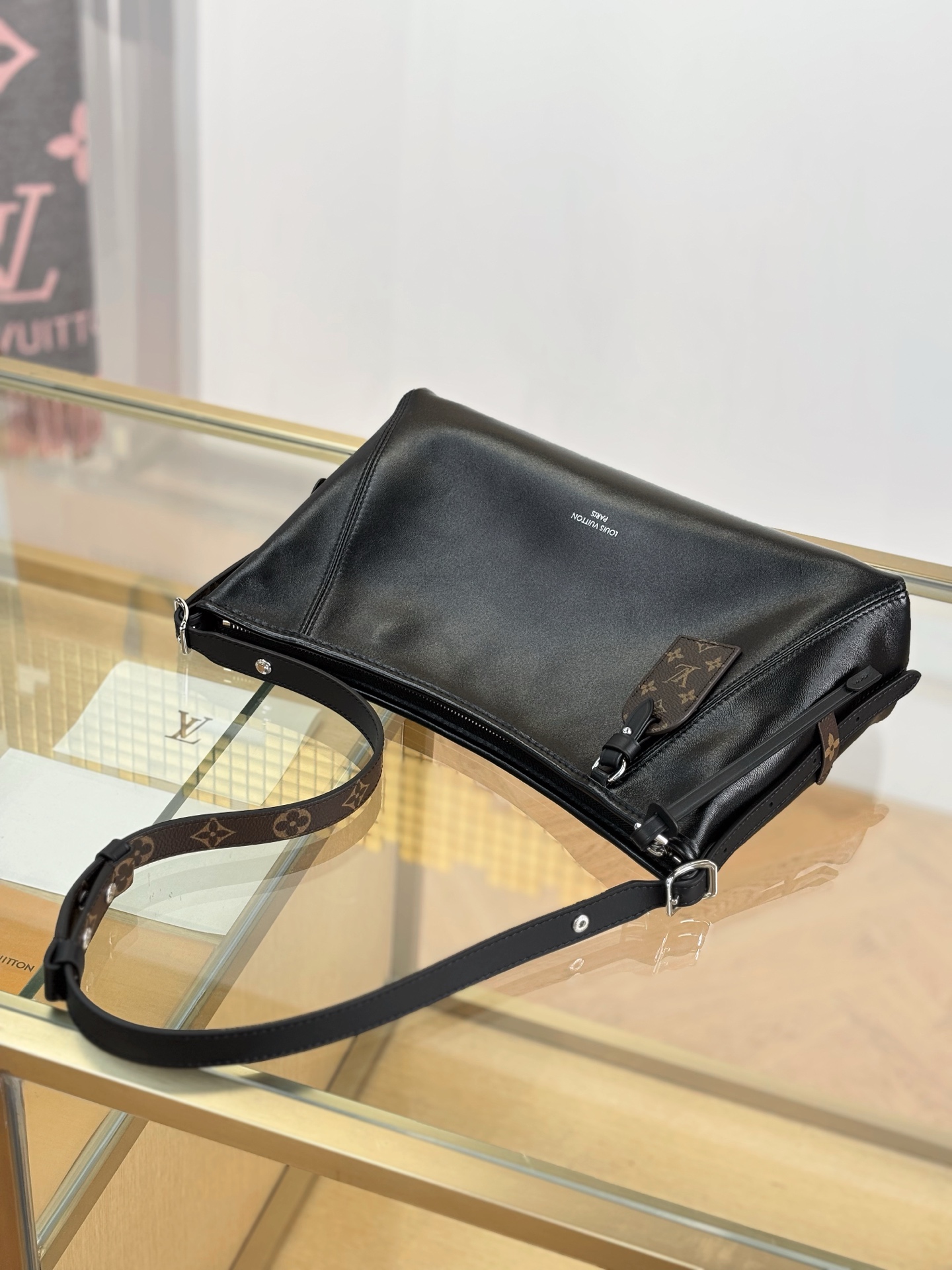 Louis Vuitton Basic Bag Black 10cm-m-l-s