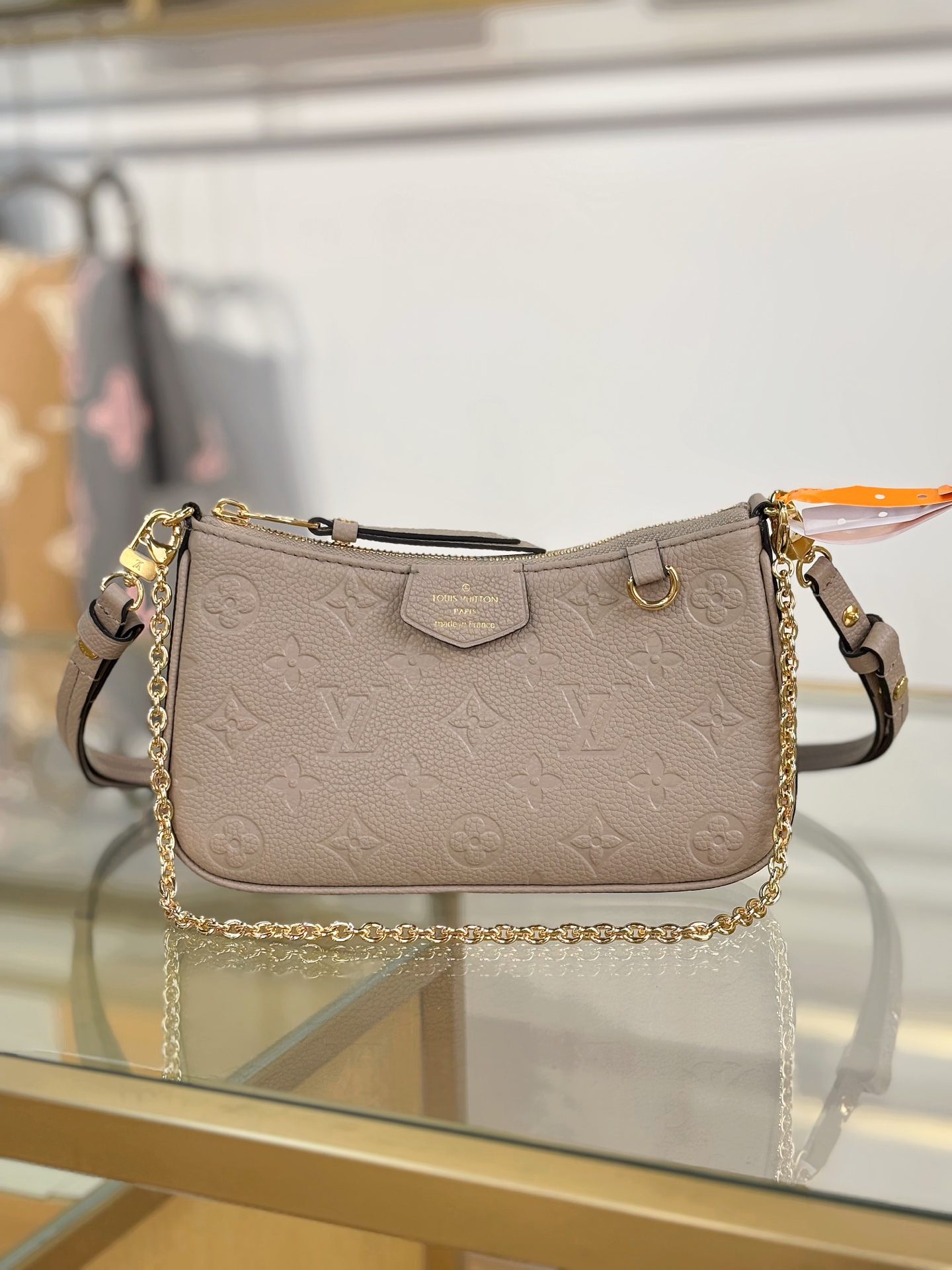 Louis Vuitton Basic Bag M-s