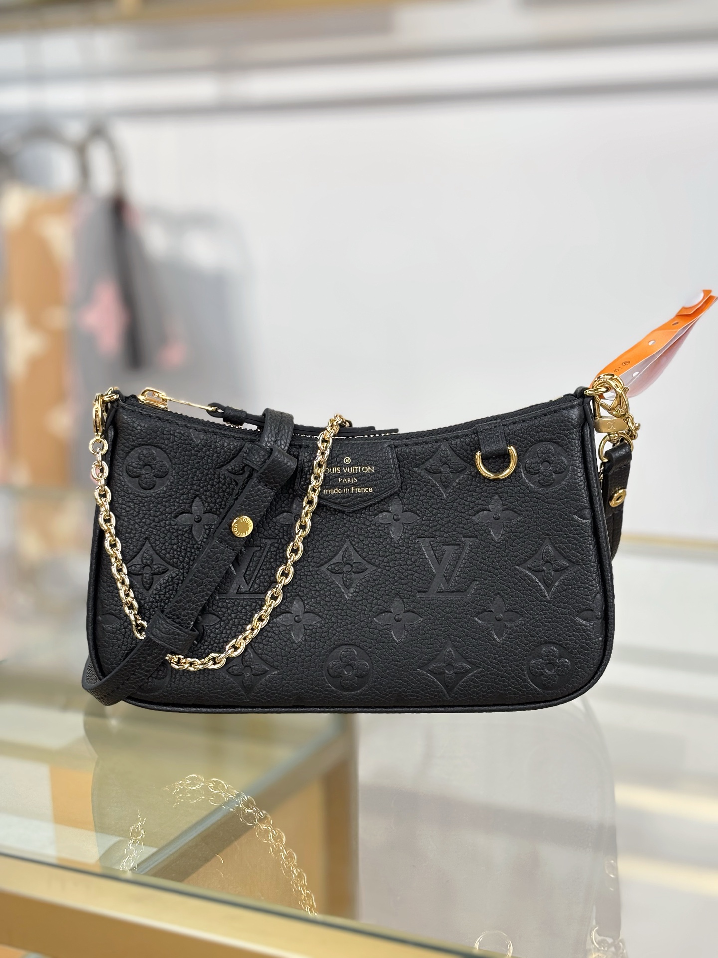 Louis Vuitton Basic Bag Black M-s