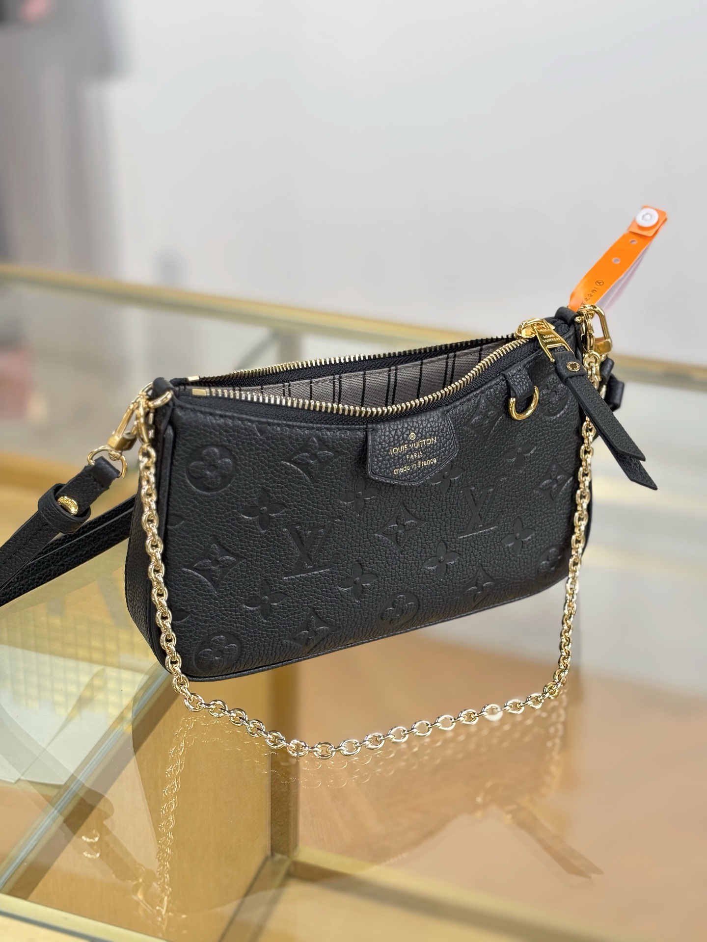 Louis Vuitton Basic Bag Black M-s