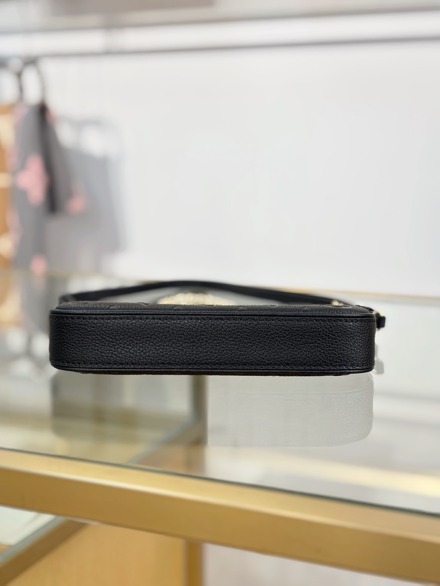 Louis Vuitton Basic Bag Black M-s