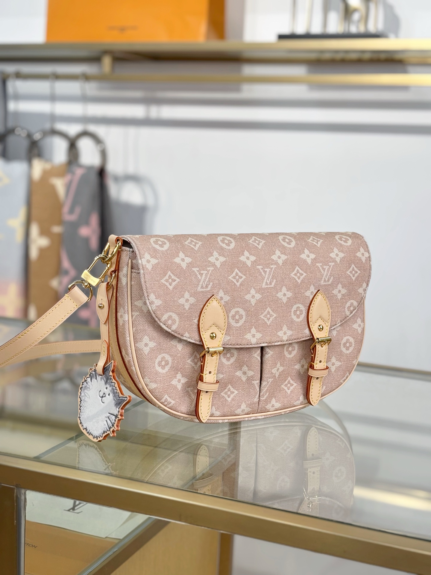 Louis Vuitton Basic Bag M-s