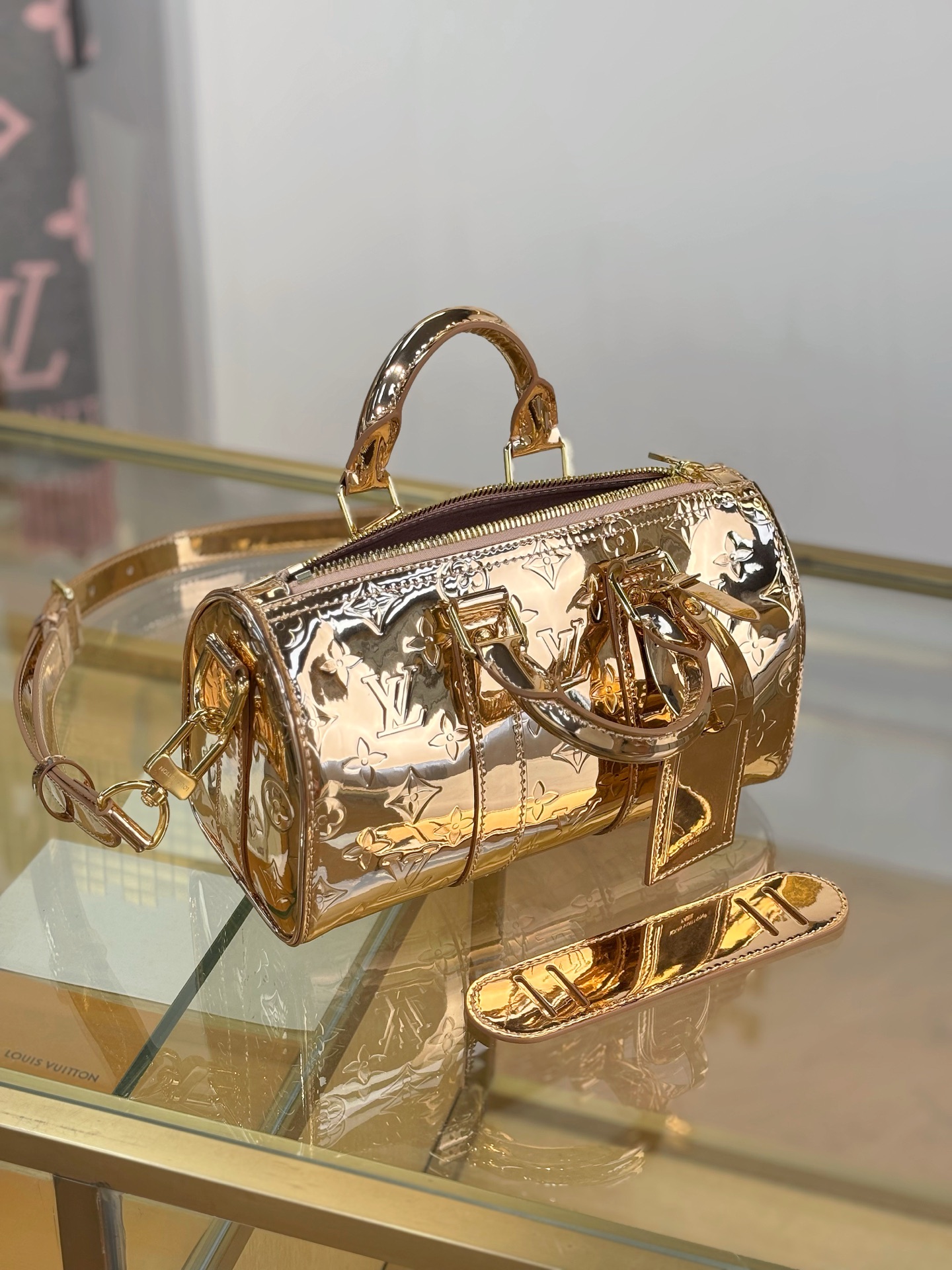 Louis Vuitton Basic Bag 11cm-m-l