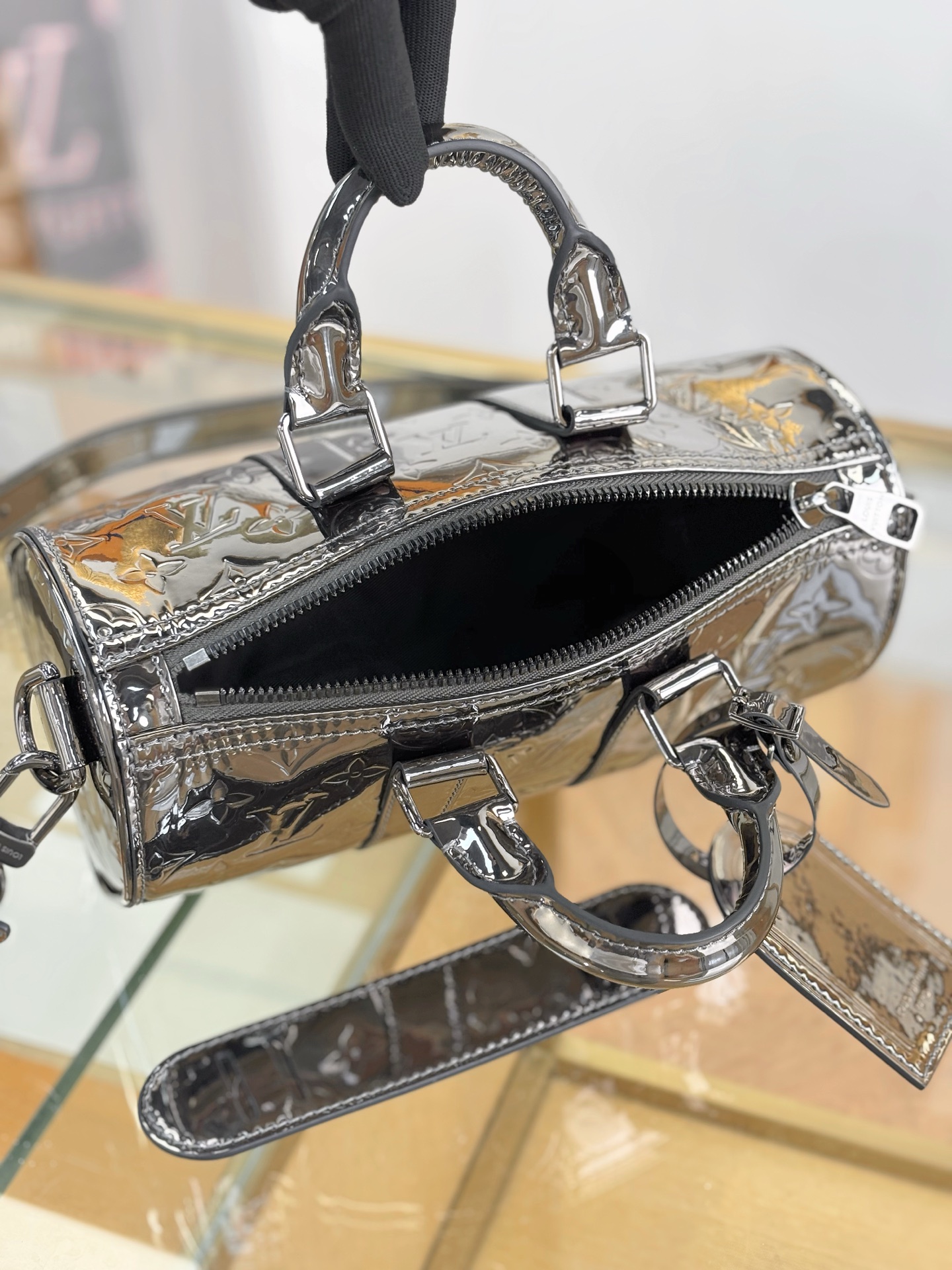 Louis Vuitton Basic Bag Silver 11cm-m-l