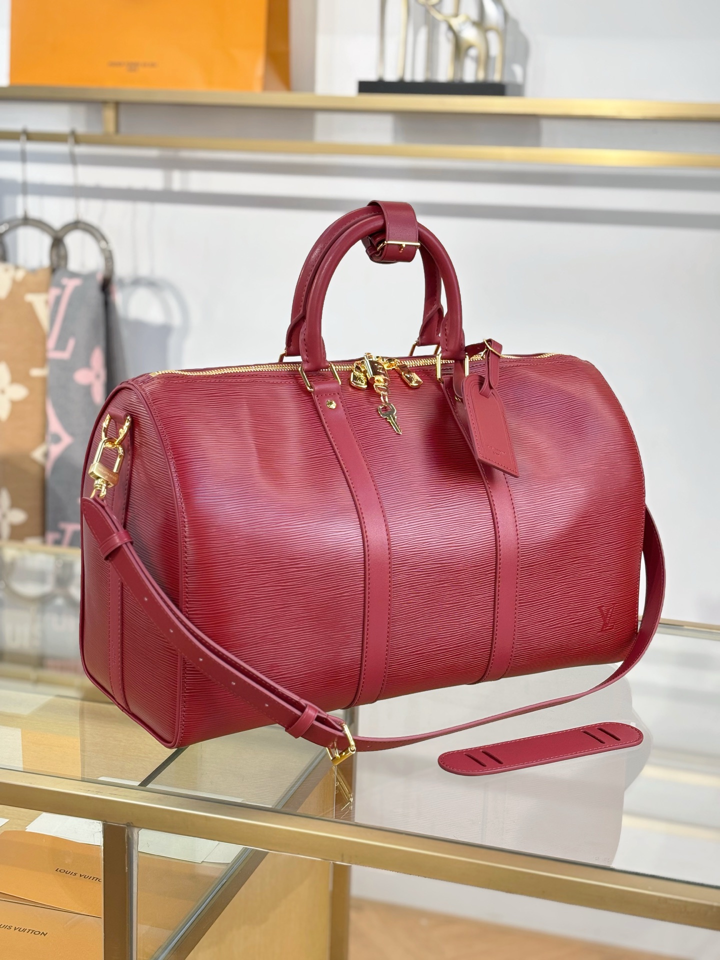 Louis Vuitton Basic Bag Red 20cm-m-l