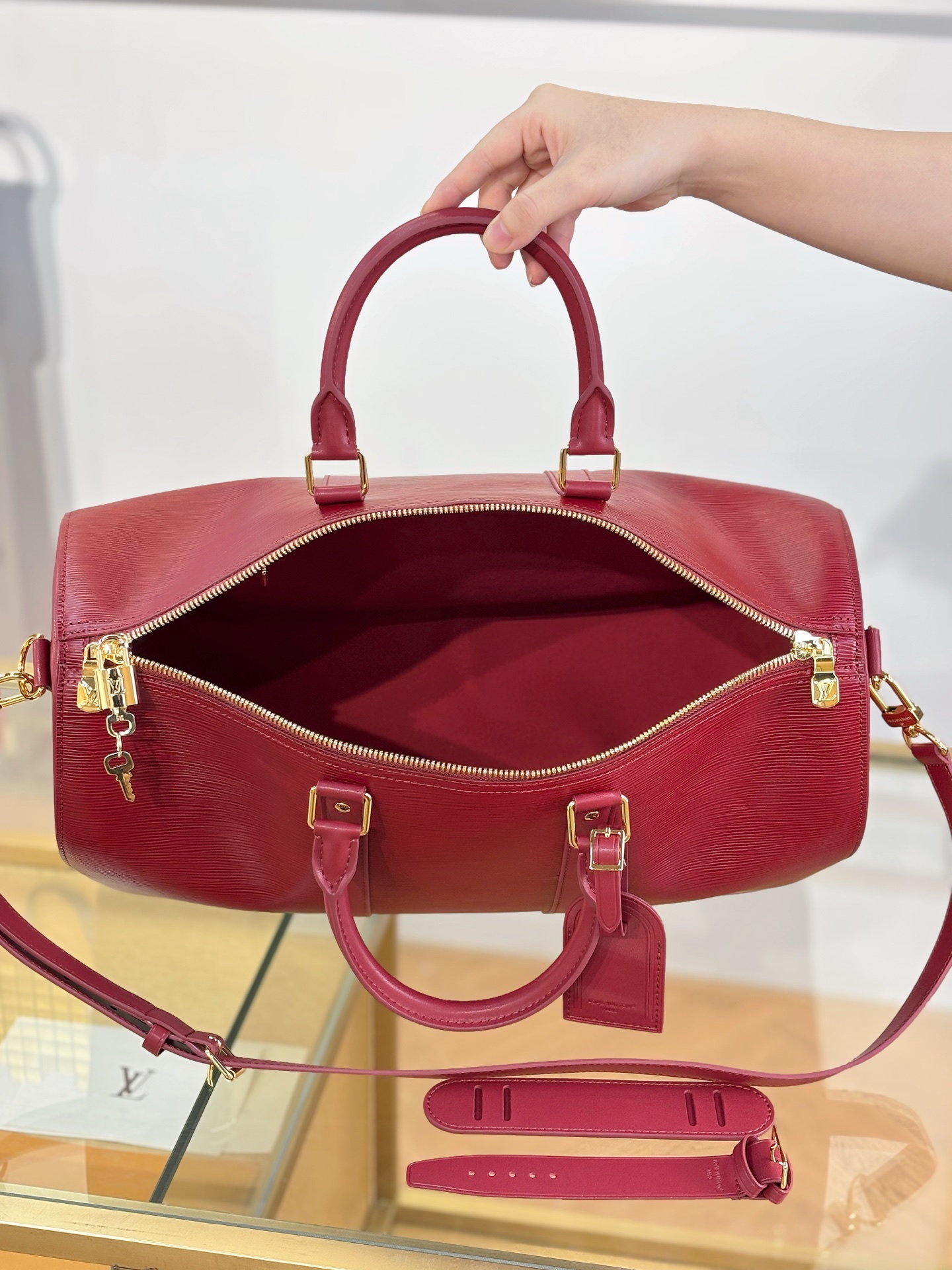 Louis Vuitton Basic Bag Red 20cm-m-l