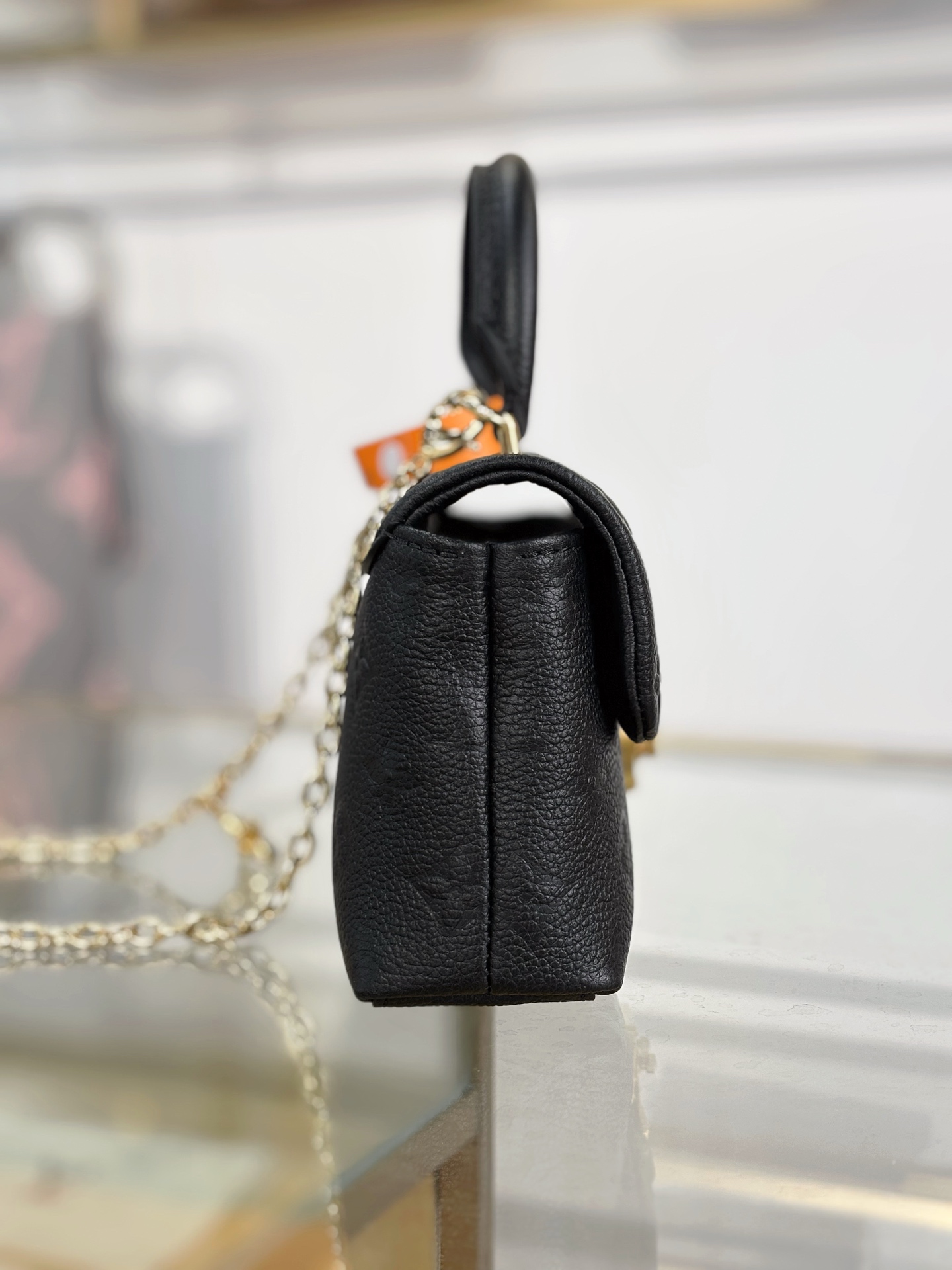 Louis Vuitton Basic Bag Black M-l