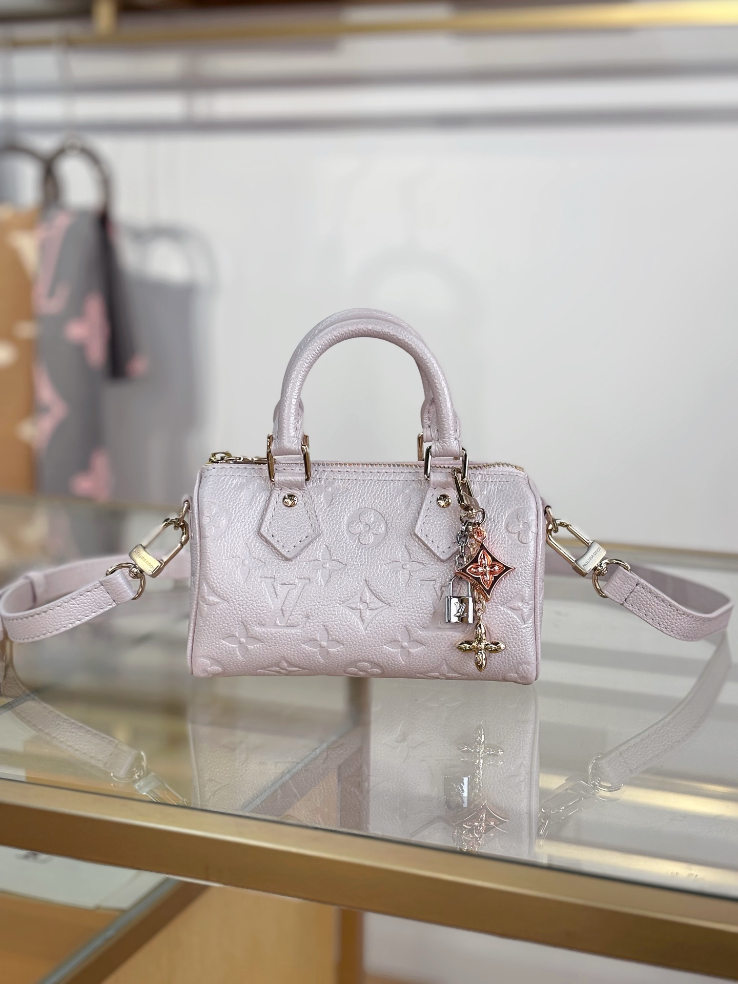 Louis Vuitton Basic Bag Pink M-s