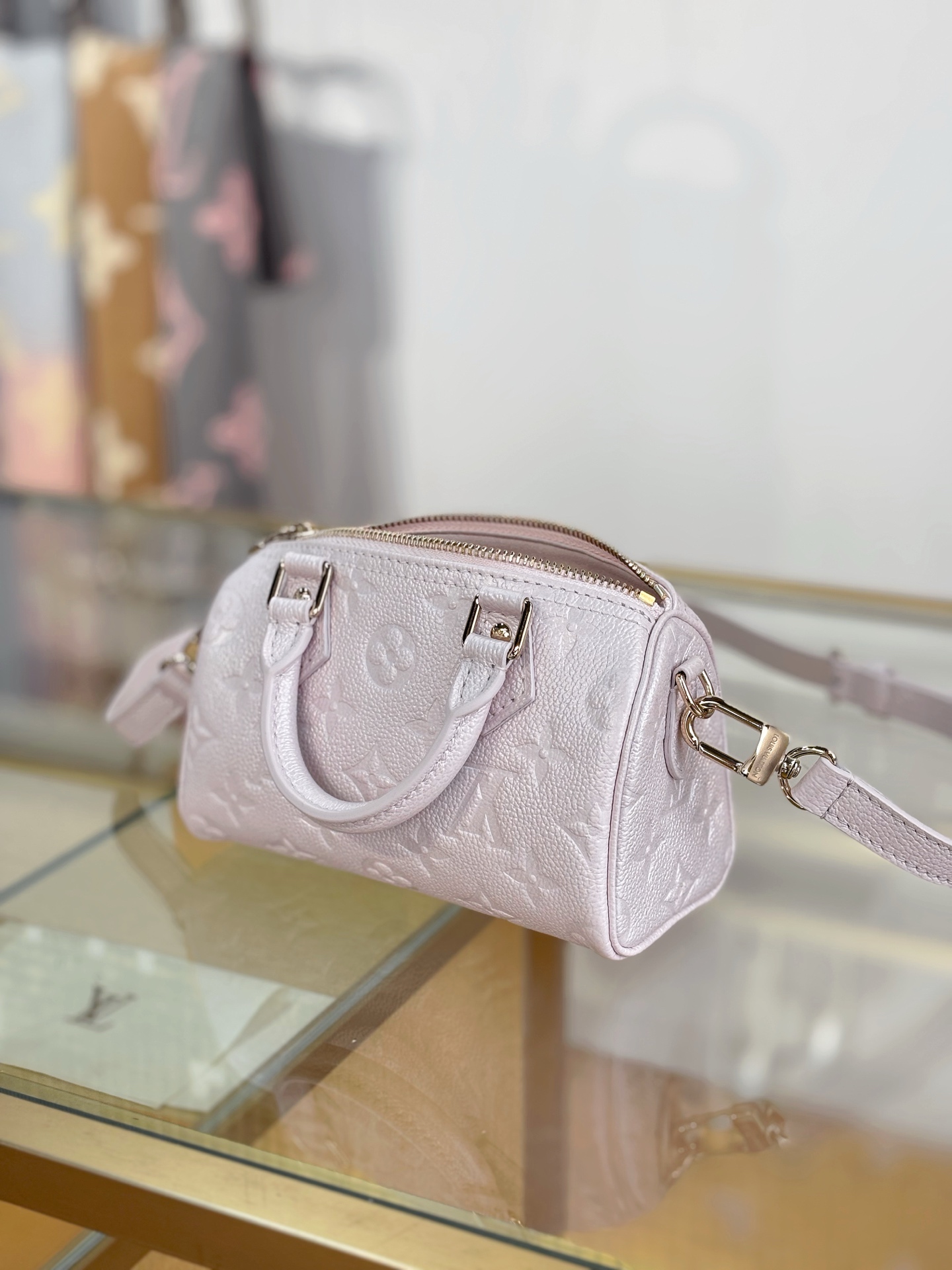 Louis Vuitton Basic Bag Pink M-s