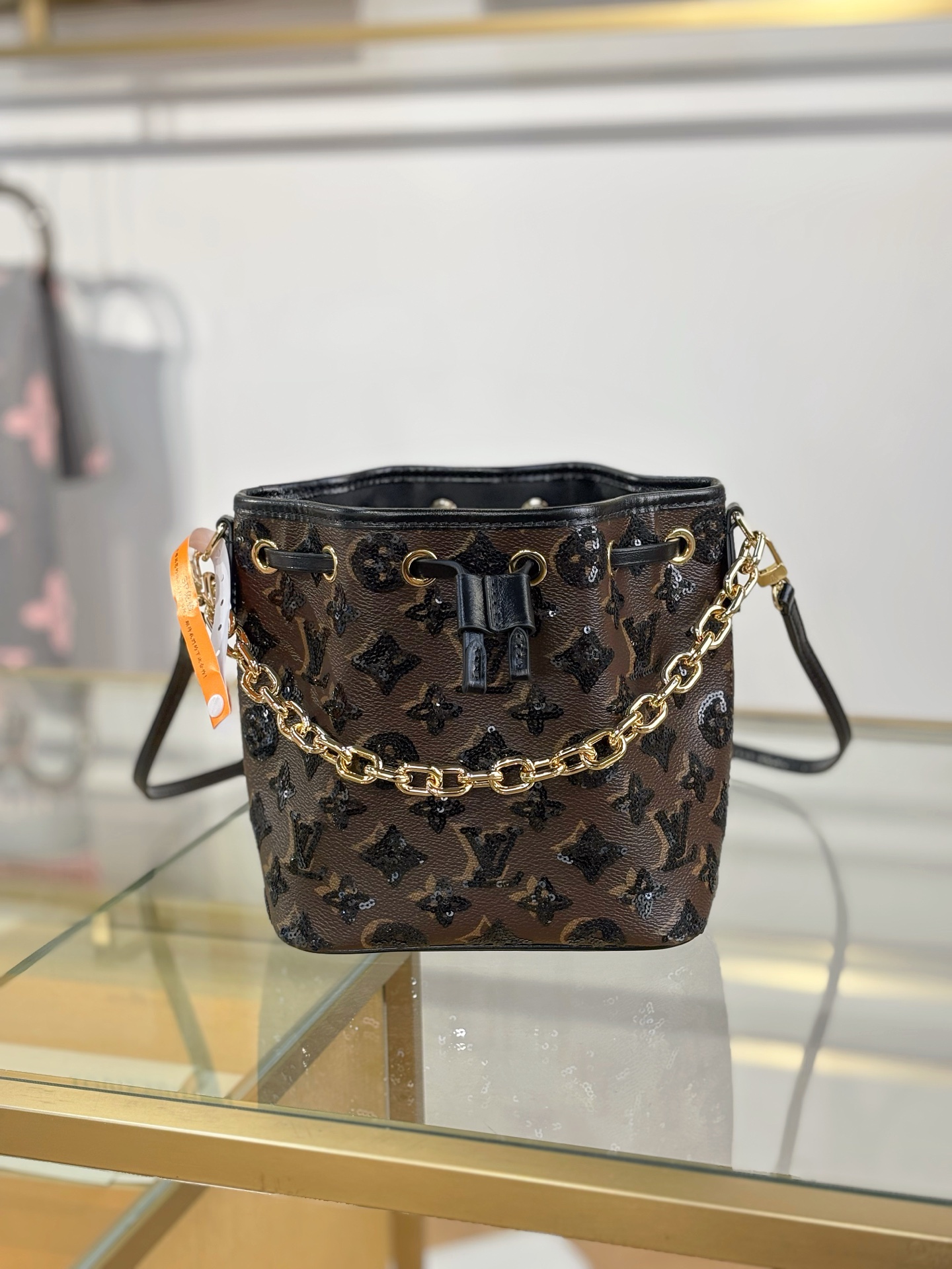 Louis Vuitton Basic Bag M-13cm