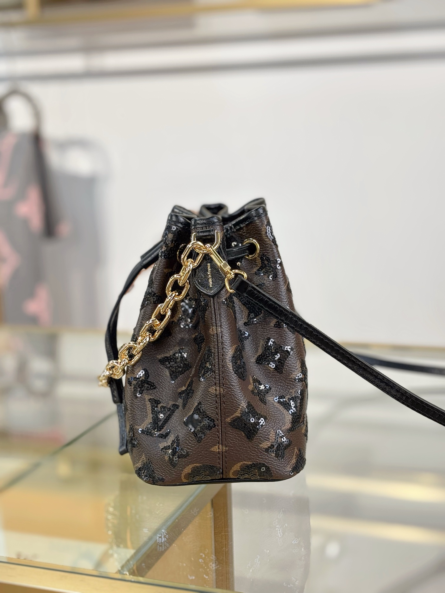 Louis Vuitton Basic Bag M-13cm