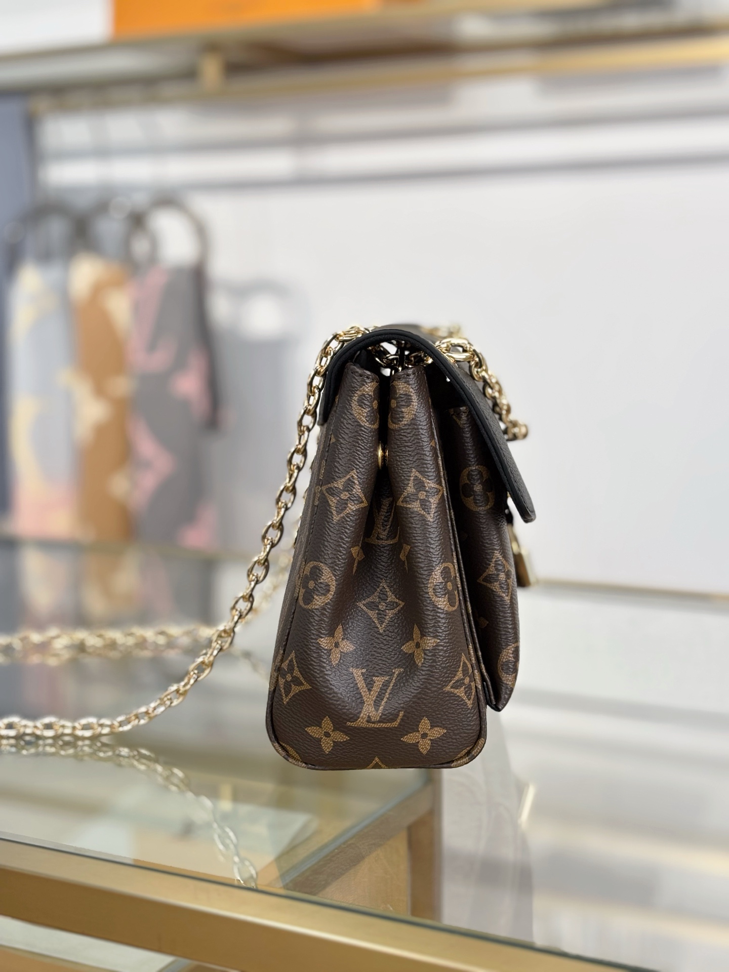 Louis Vuitton Basic Bag Black M-s