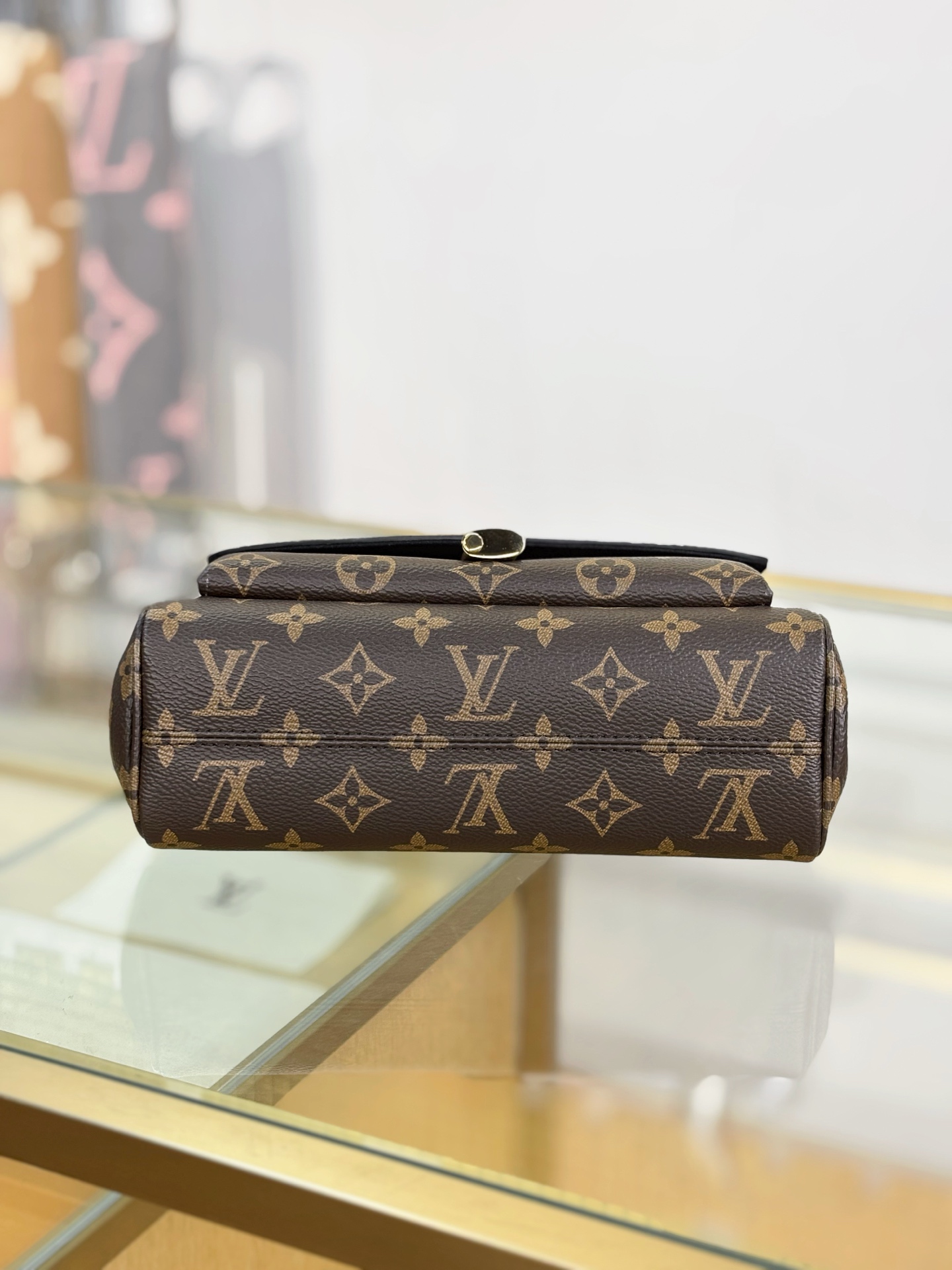 Louis Vuitton Basic Bag Black M-s