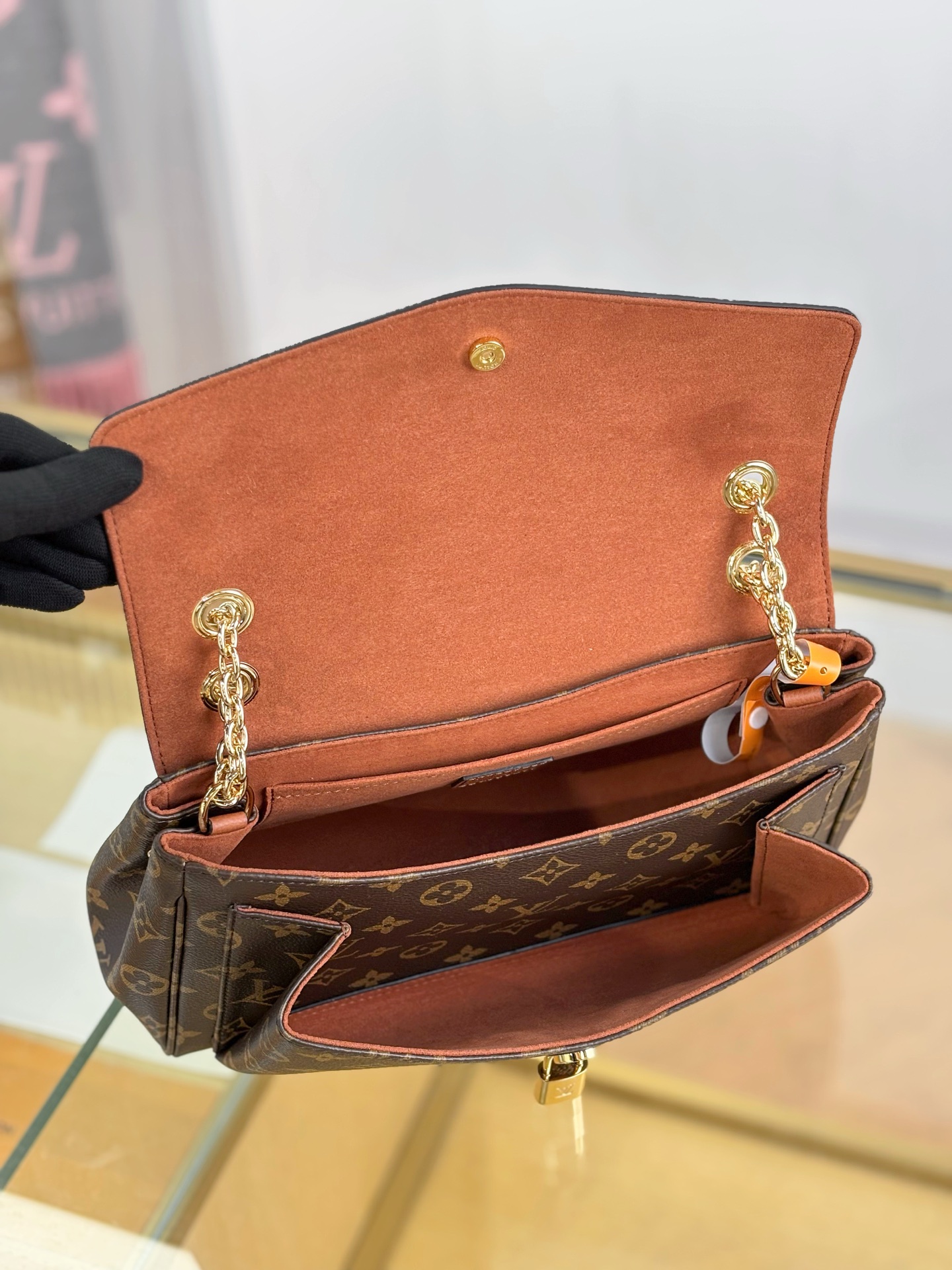 Louis Vuitton Basic Bag Brown M-s