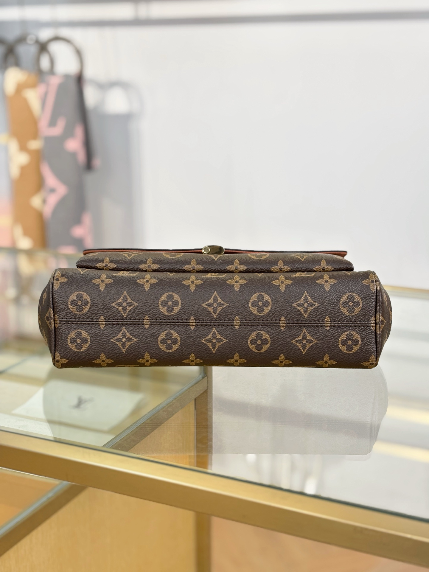 Louis Vuitton Basic Bag Brown M-s