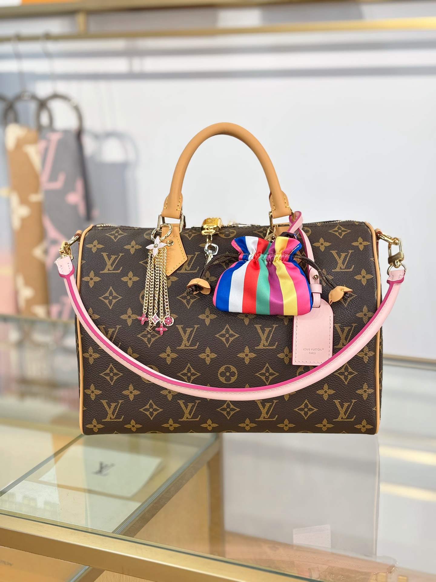 Louis Vuitton Basic Bag M-17cm-s
