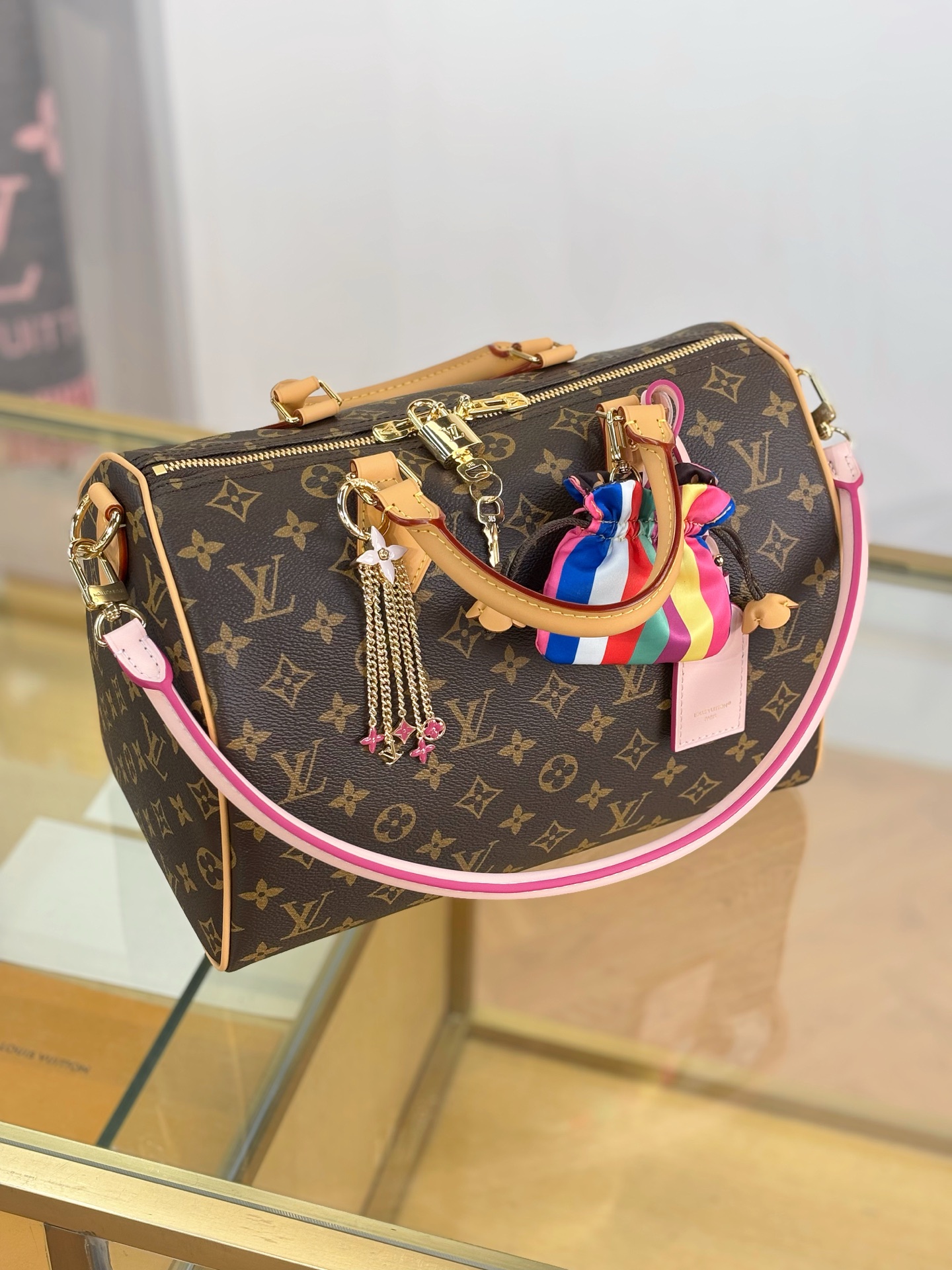 Louis Vuitton Basic Bag M-17cm-s