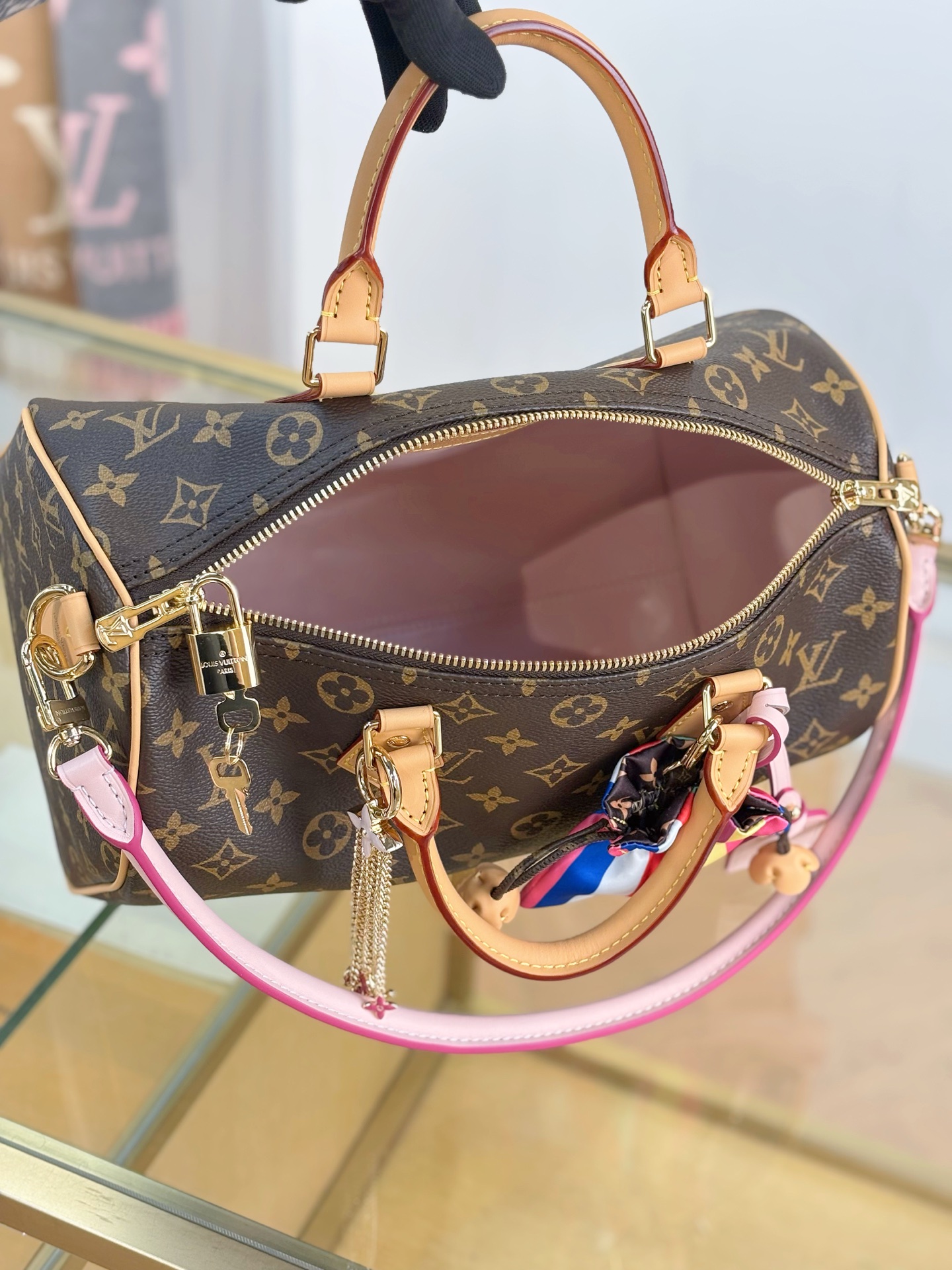 Louis Vuitton Basic Bag M-17cm-s