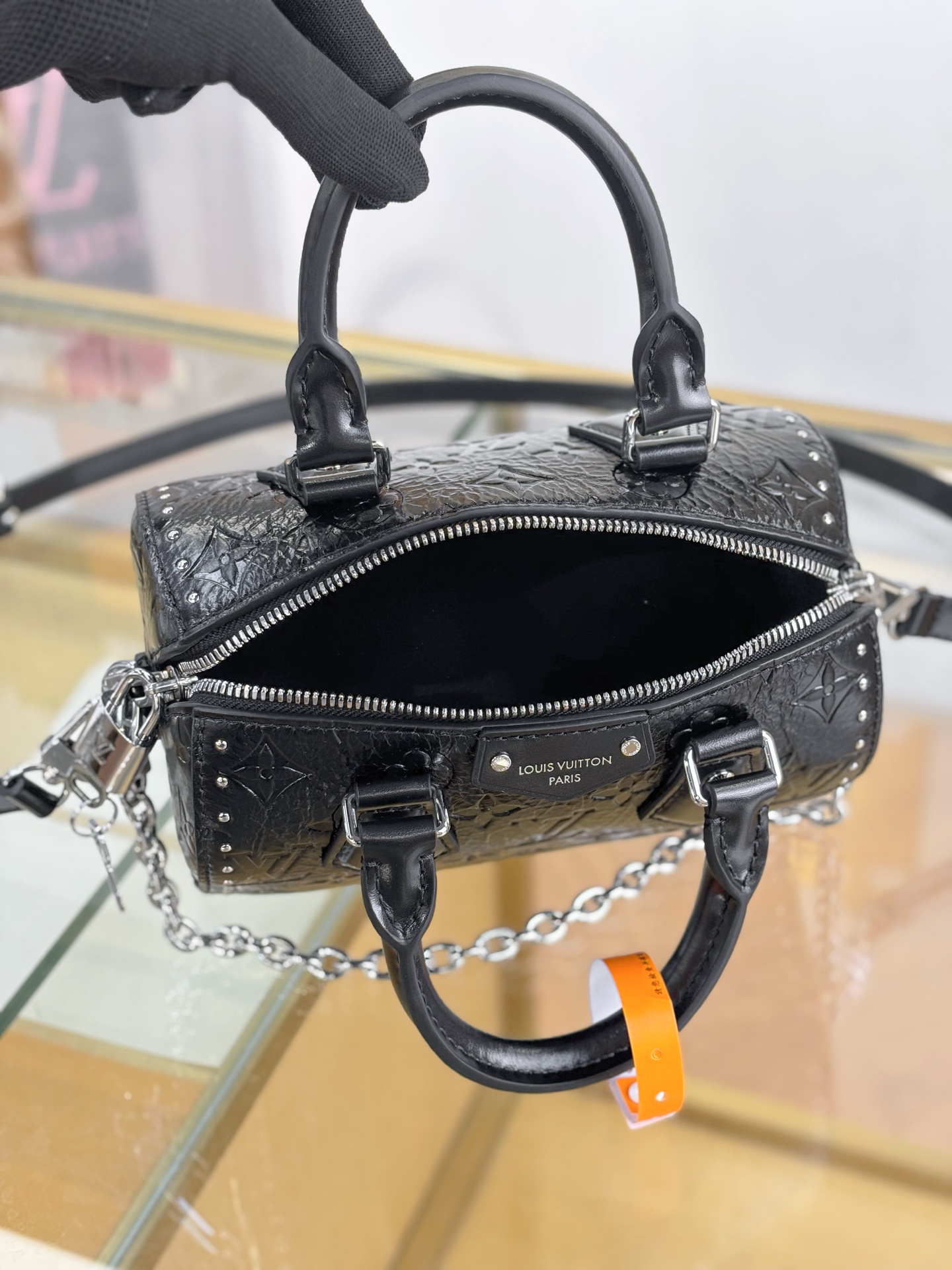 Louis Vuitton Basic Bag Black M-11cm-s