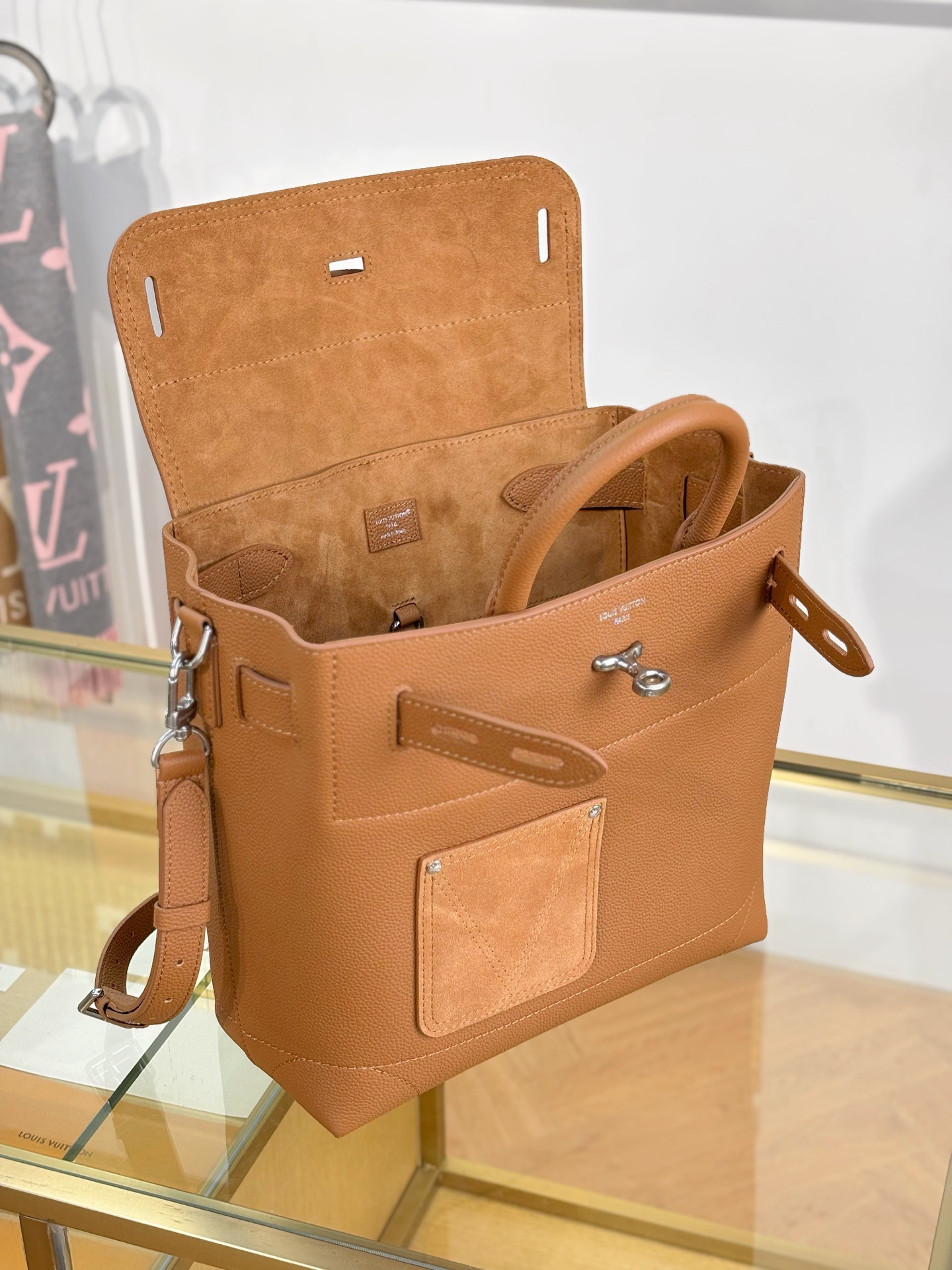 Louis Vuitton Basic Bag Brown M-s-14cm