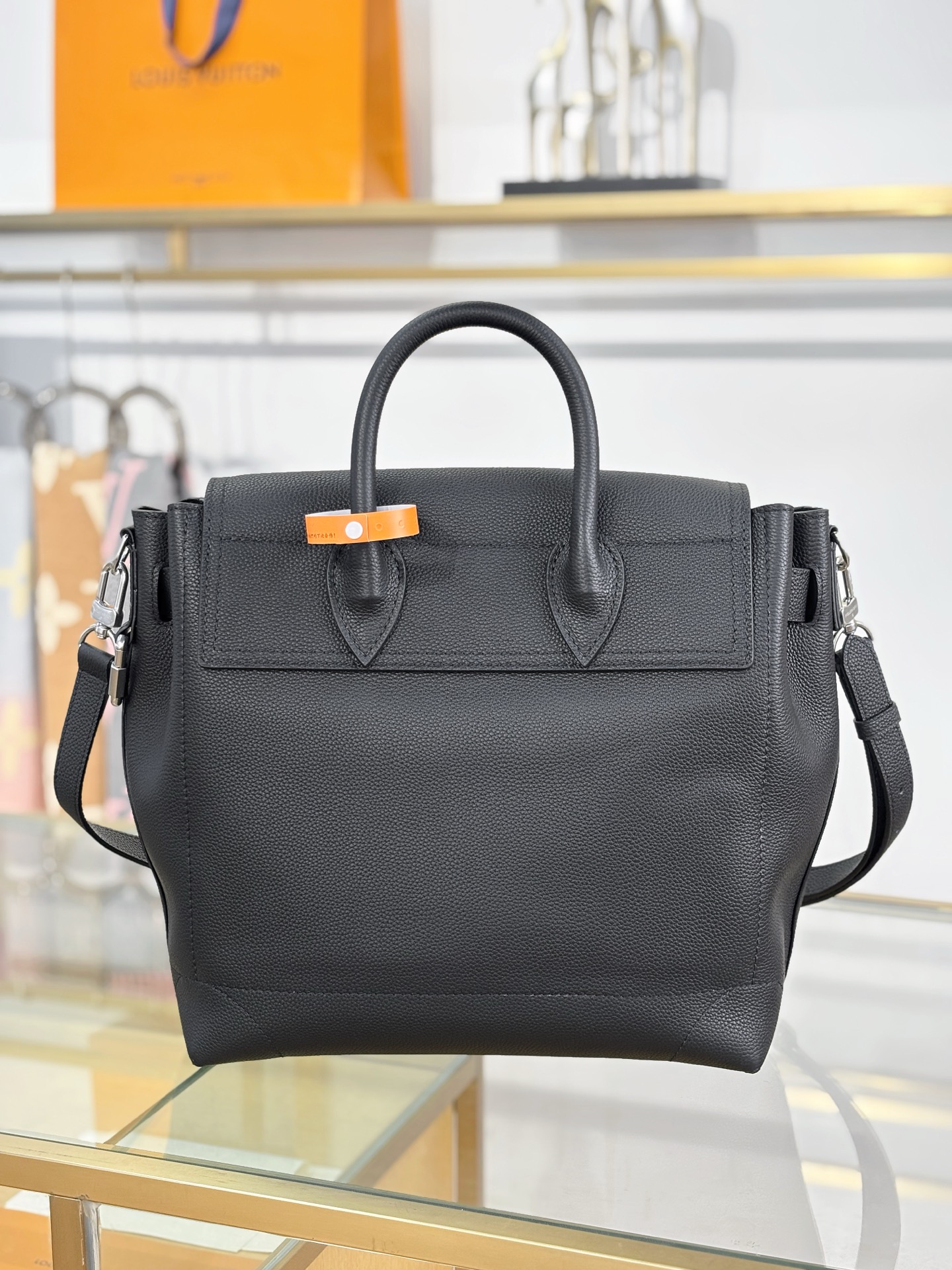 Louis Vuitton Basic Bag Black M-s-14cm