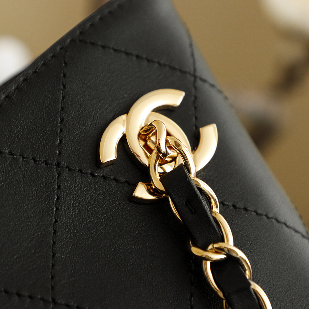 Chanel Tote Bag Cow Leather