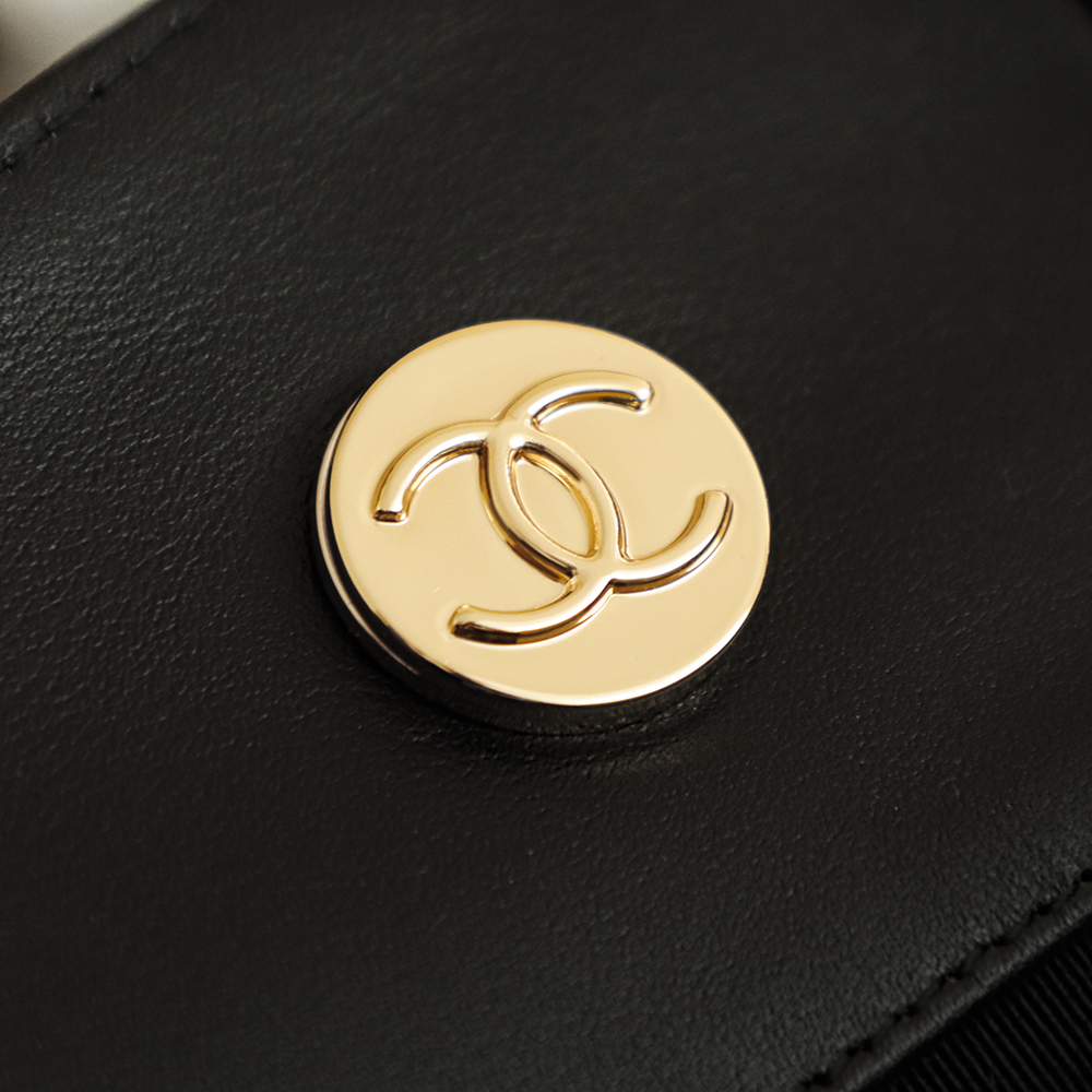 Chanel Tote Bag Cow Leather