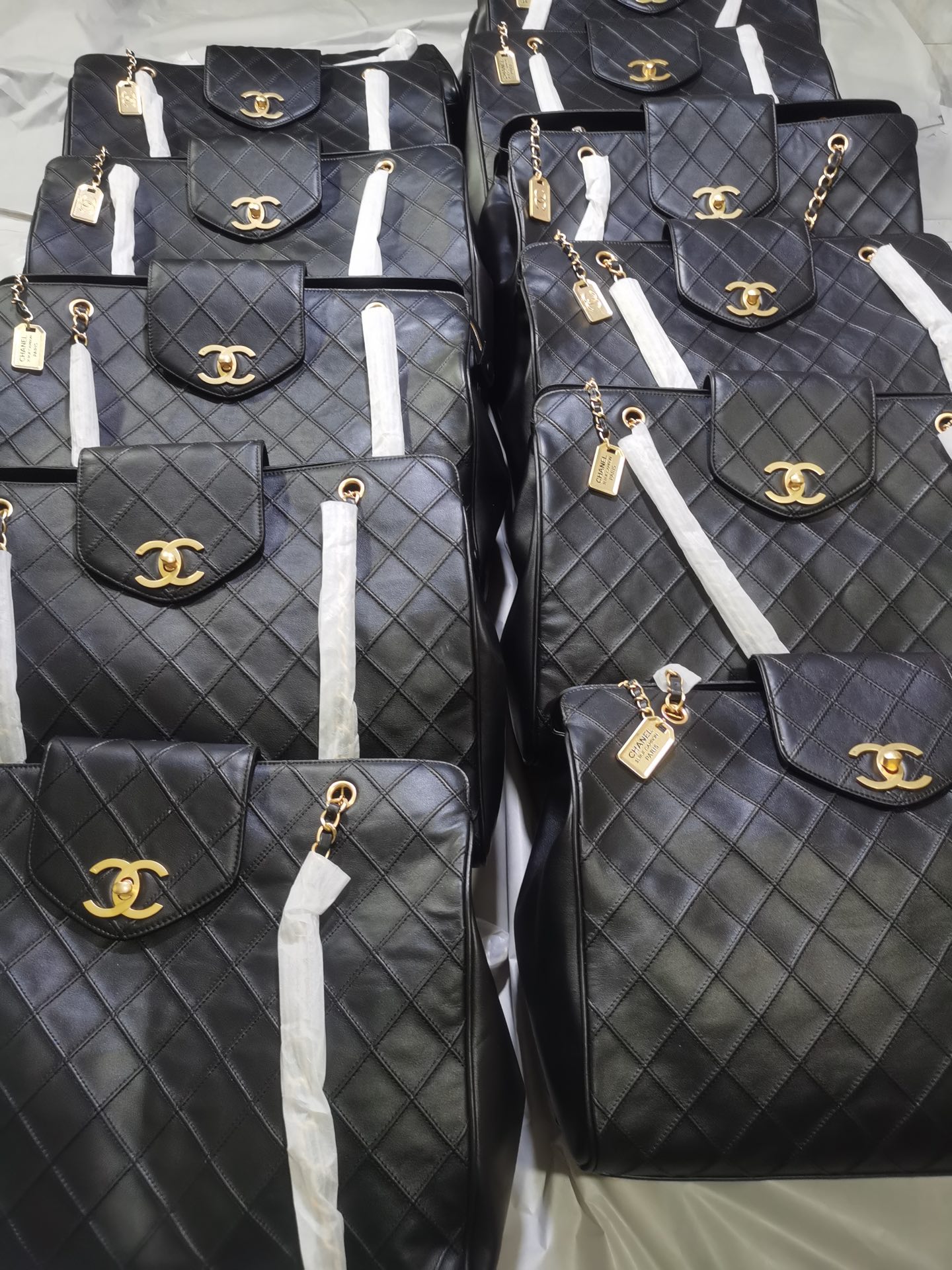 Chanel Basic Bag Cow Leather 43cm-m-l