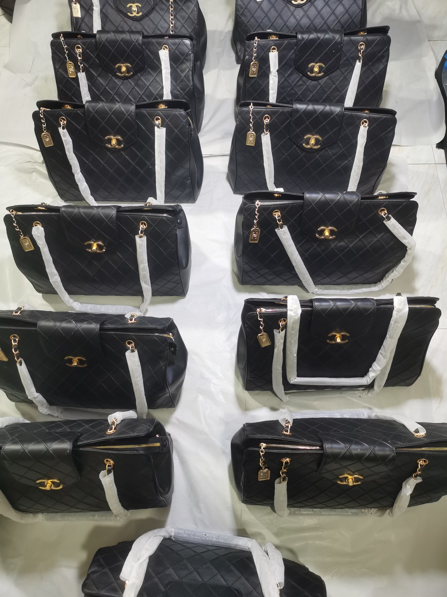 Chanel Basic Bag Cow Leather 43cm-m-l