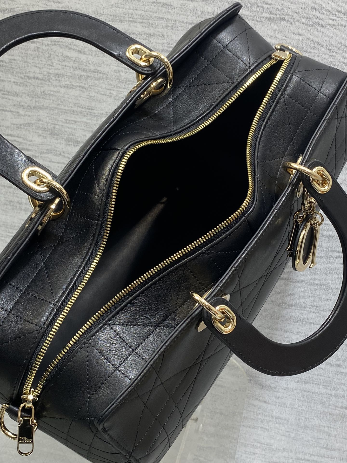 Dior Female Basic Bag Black 20cm-l-s