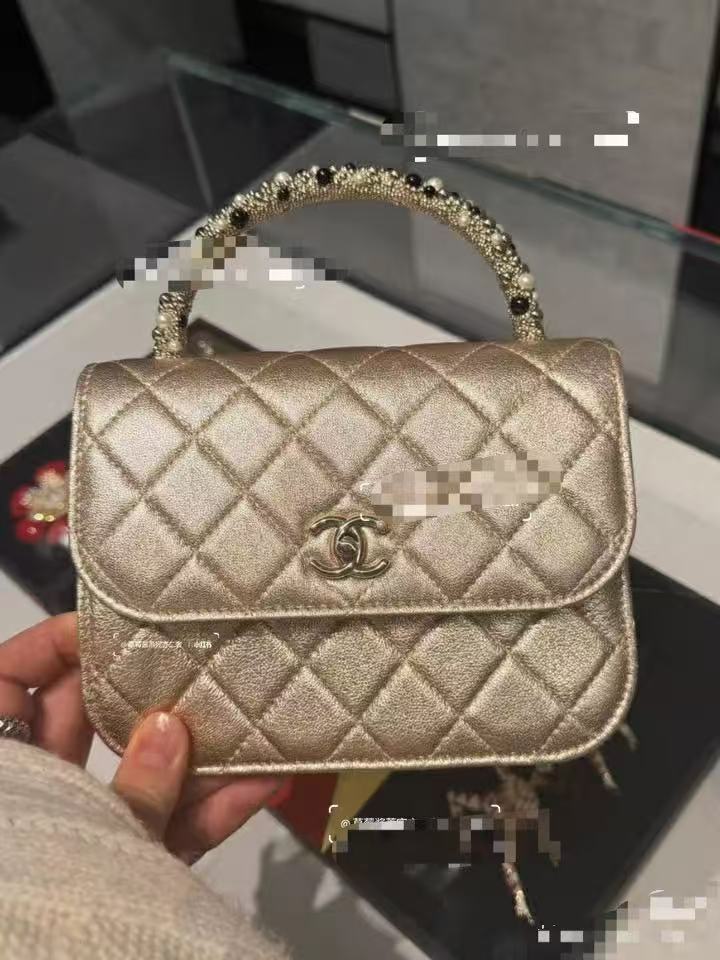 Chanel Basic Bag Black L