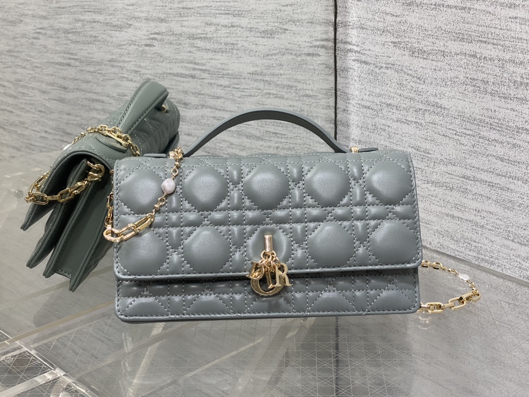 Clutch Bag Sheepskin M-s